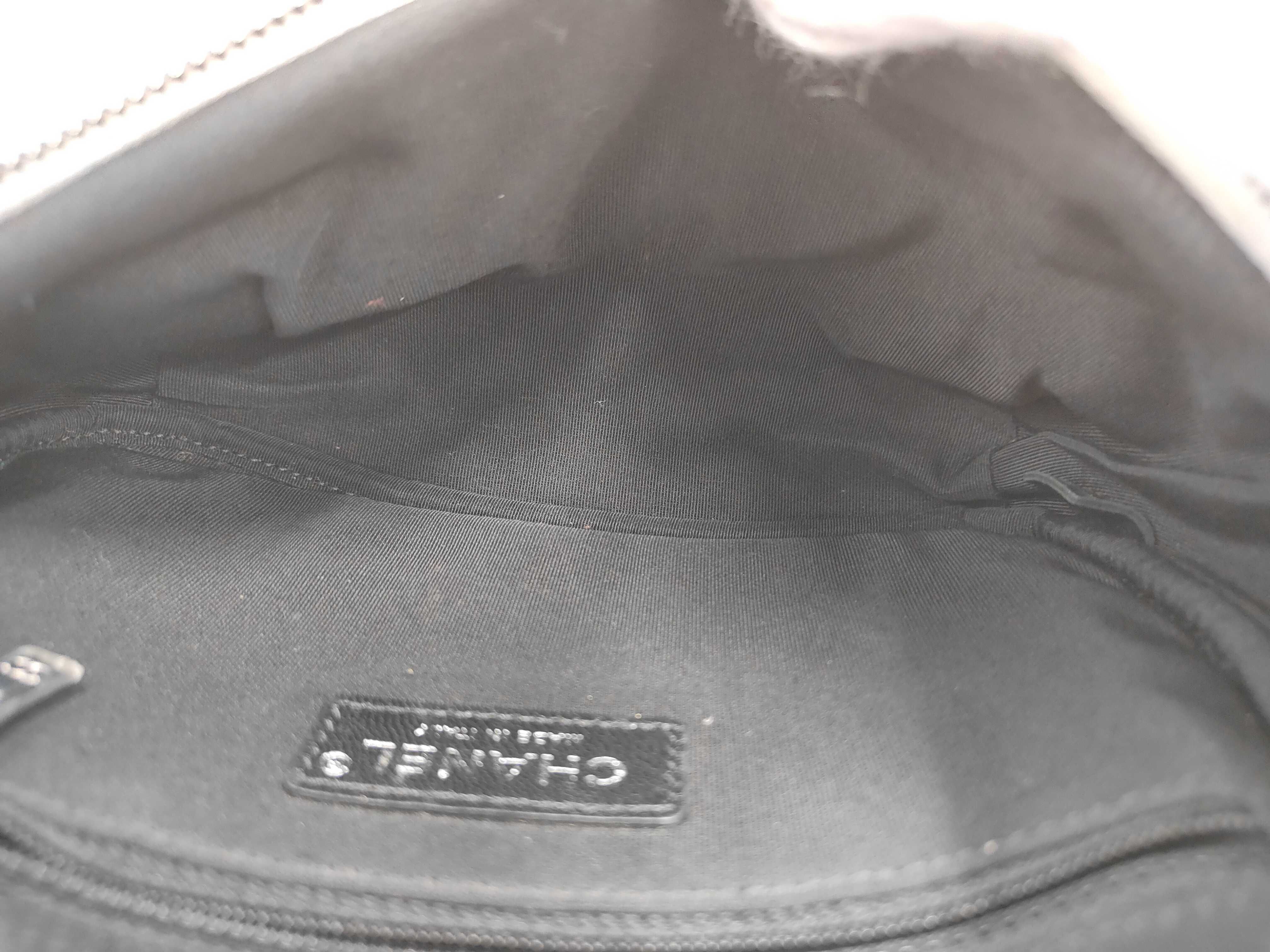 Matelassé Leather Coco Mark Chain Shoulder Bag — view 8