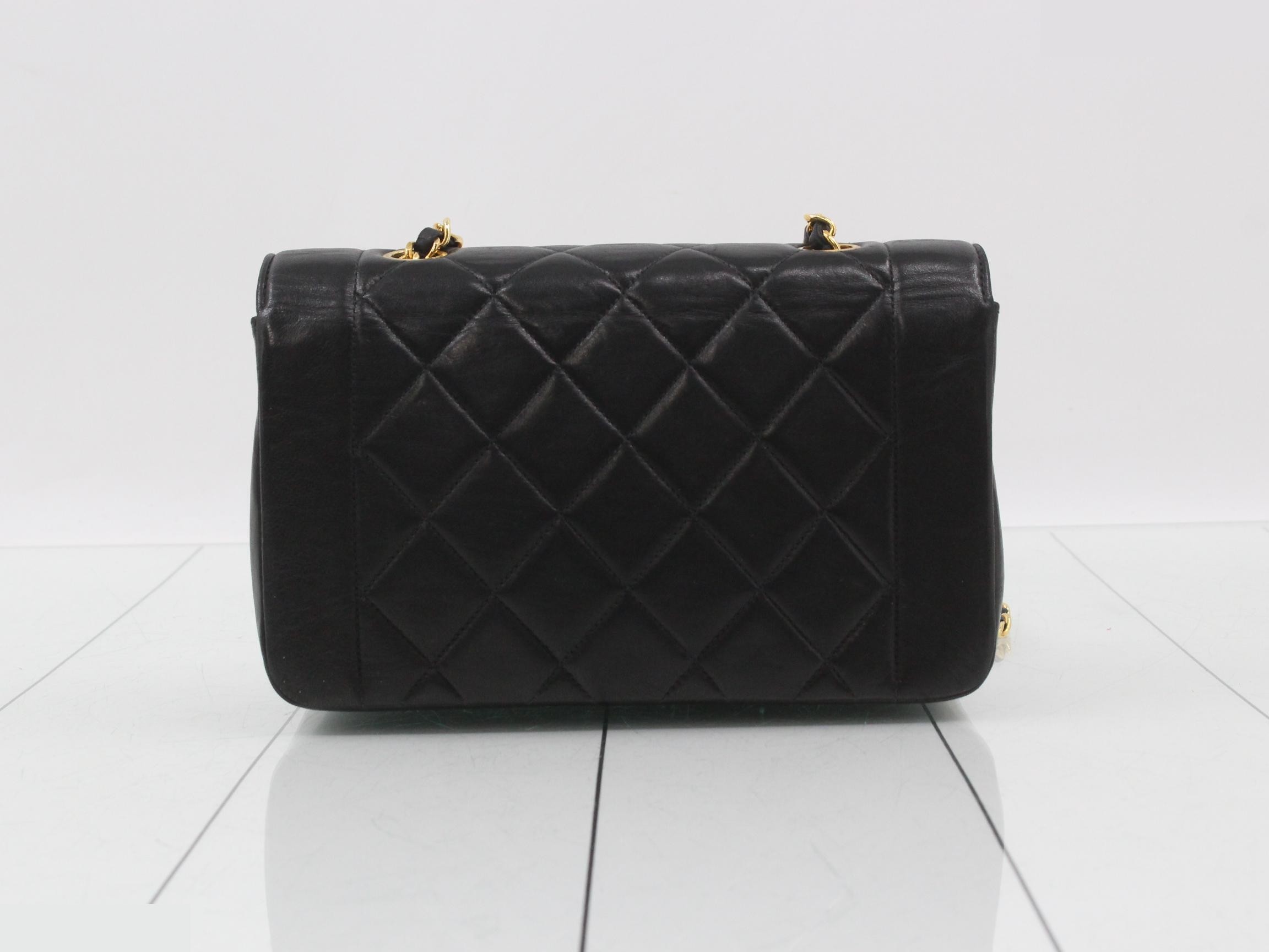 Classic Chain Clutch Lambskin — view 2