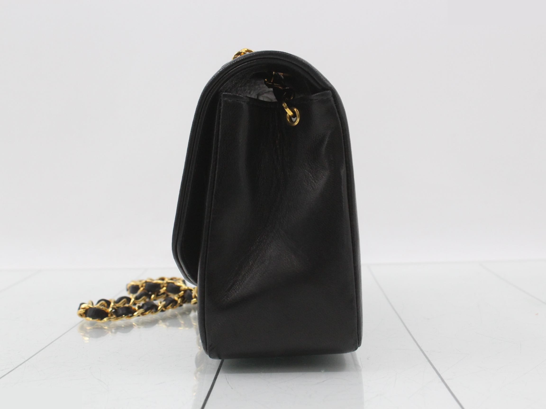 Classic Chain Clutch Lambskin — view 3