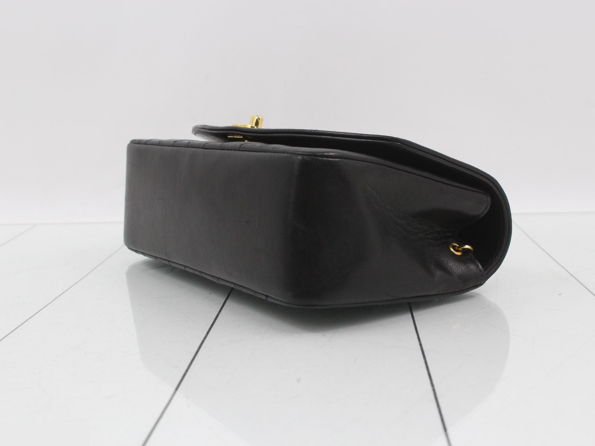 Classic Chain Clutch Lambskin — view 6