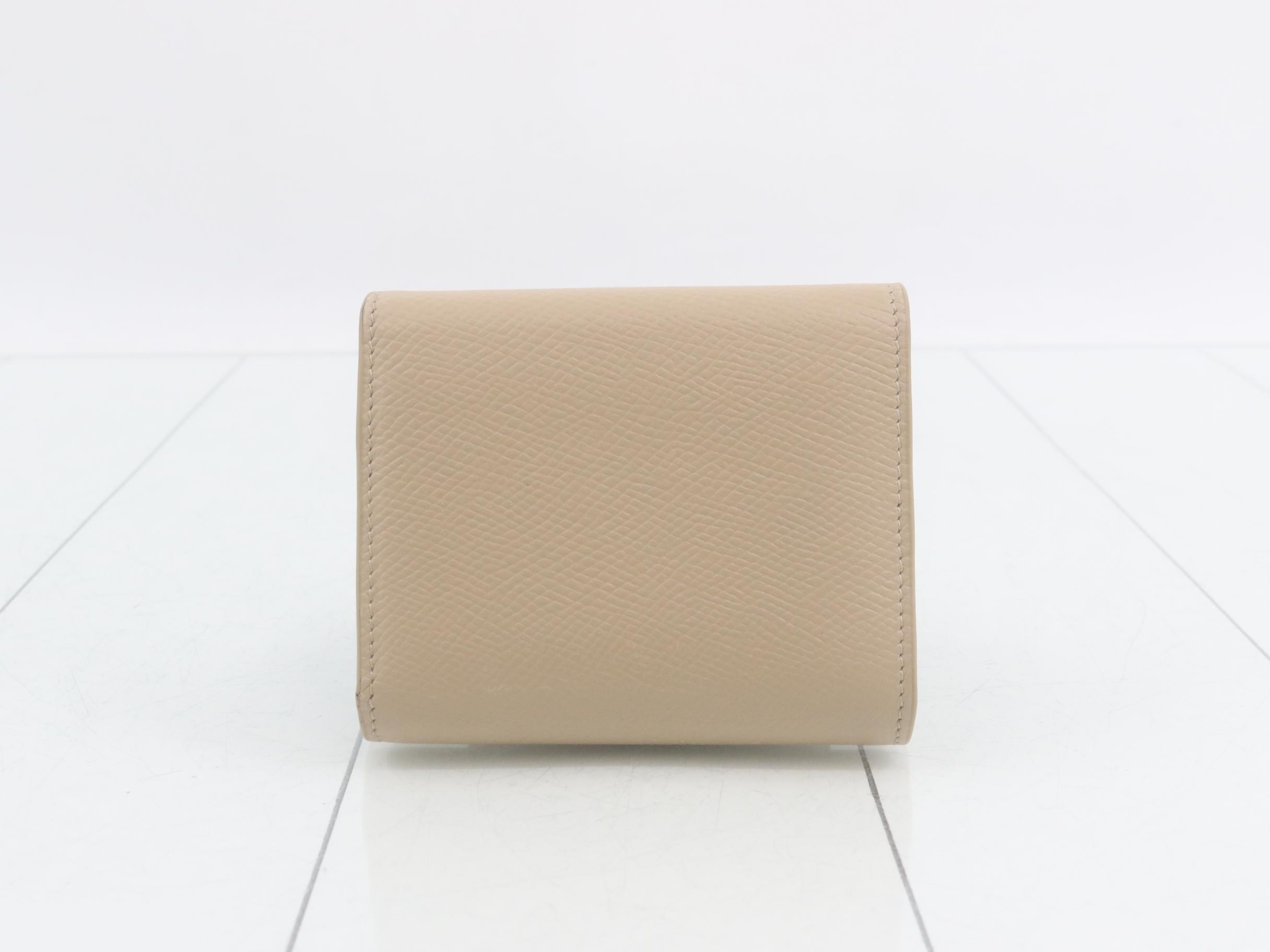Compact wallet — view 2