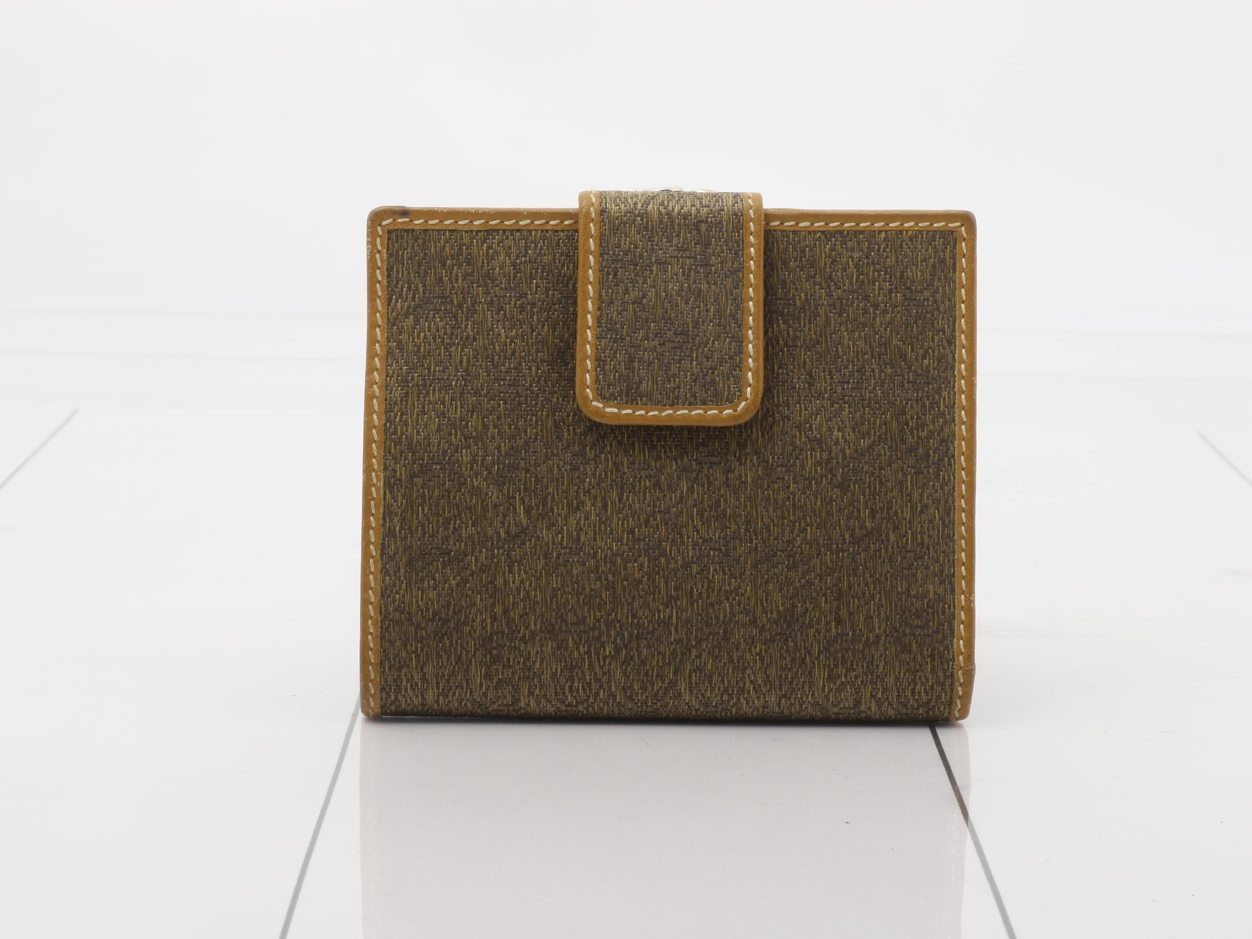 Vintage Bi-fold Wallet with Clasp Closure and Logo on Canvas
