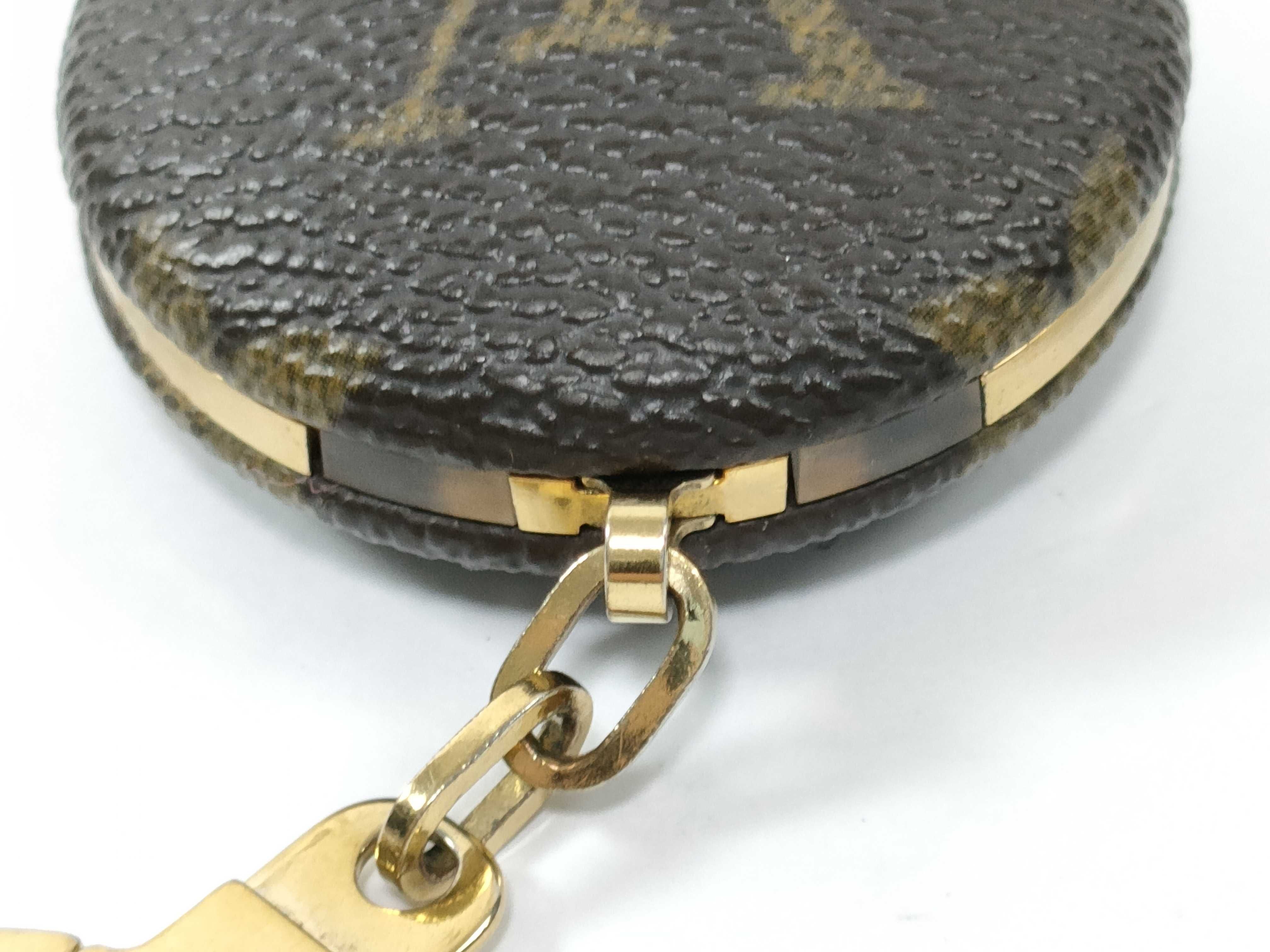 Monogram Louis Vuitton M51910 Monogram Keyring Astroville Key Case — view 6