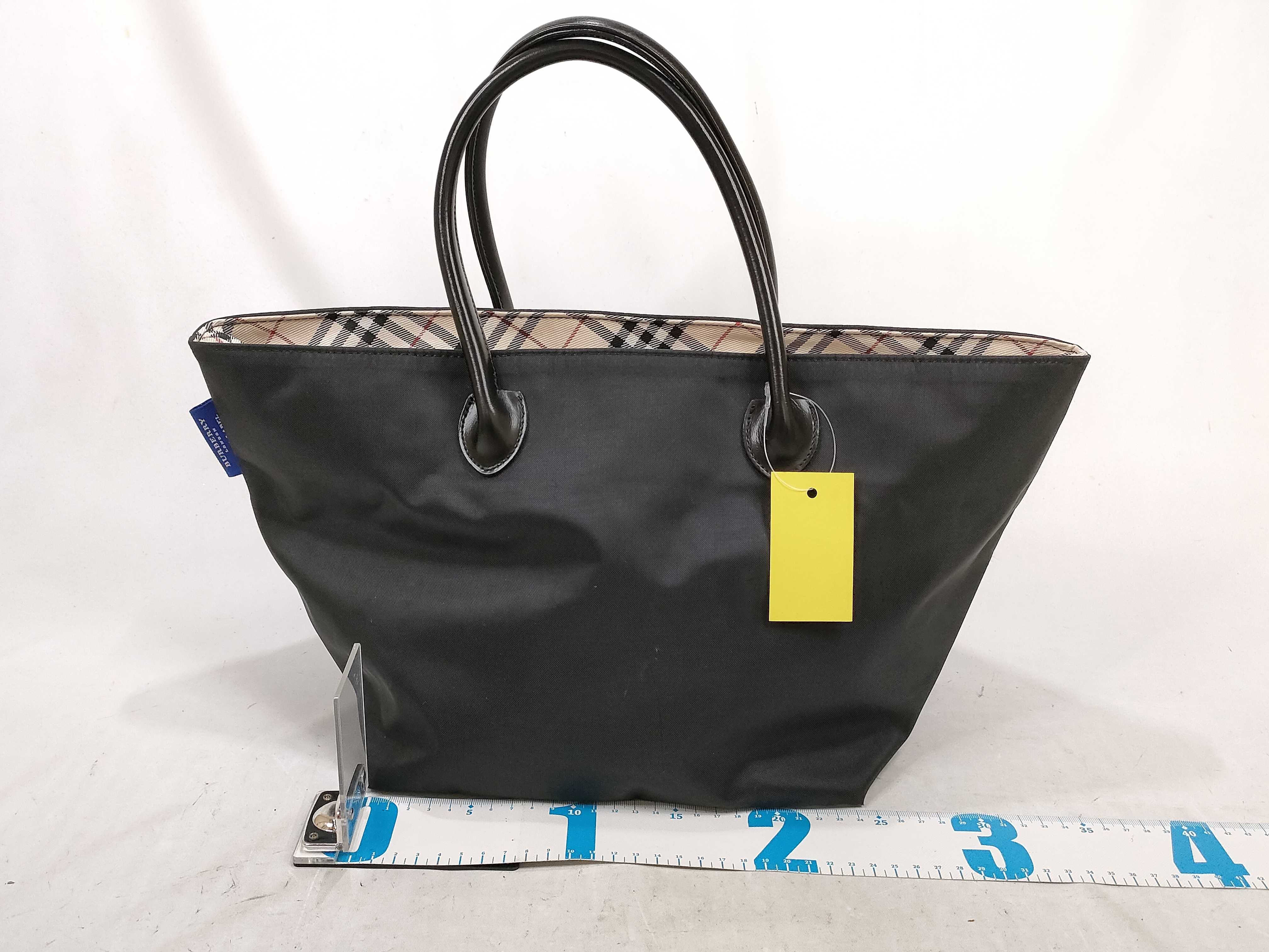 Blue Label Nova Check Tote Bag — view 2