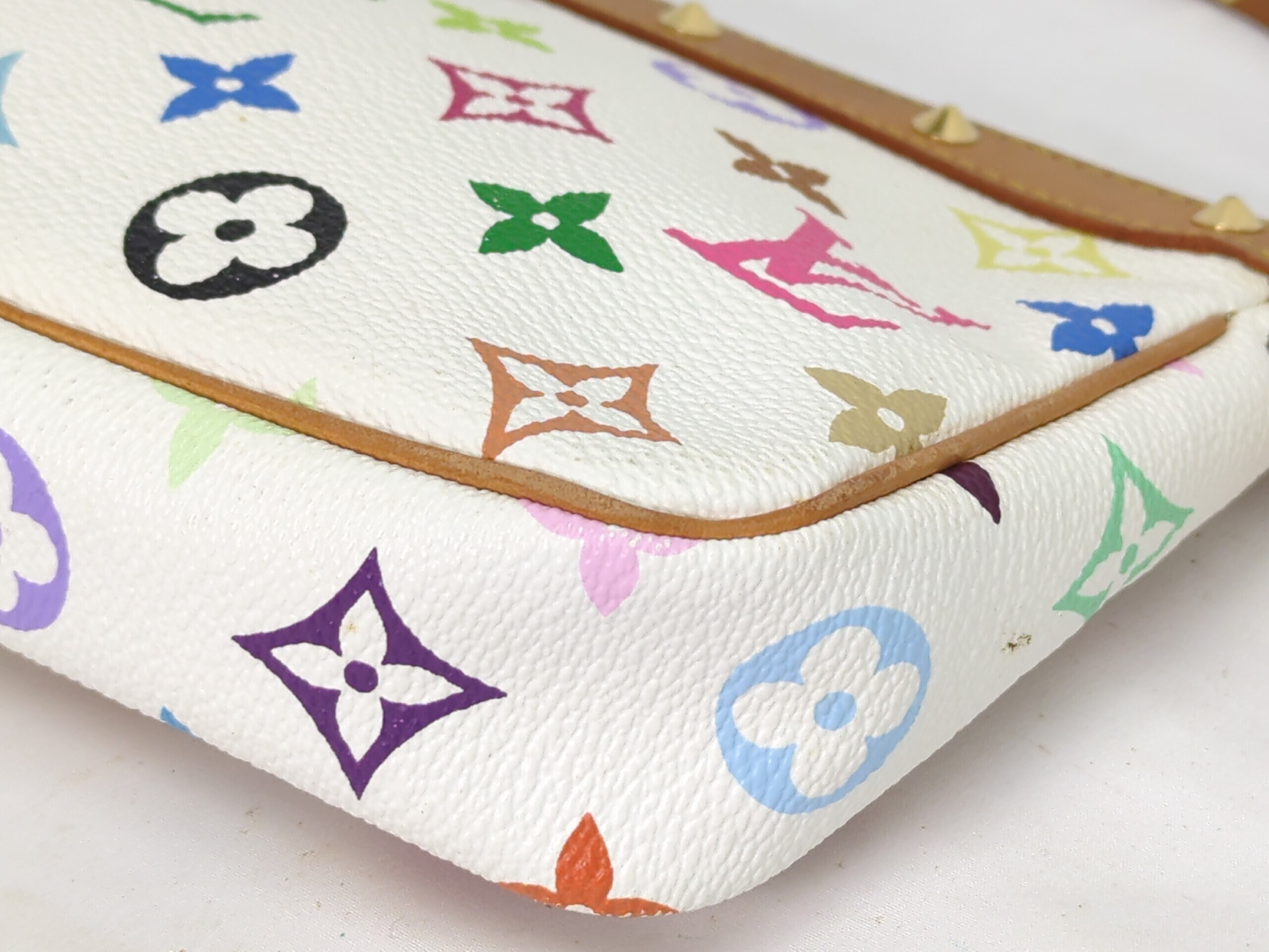 M92649 Multicolor Pochette Accessoires Handbag — view 3