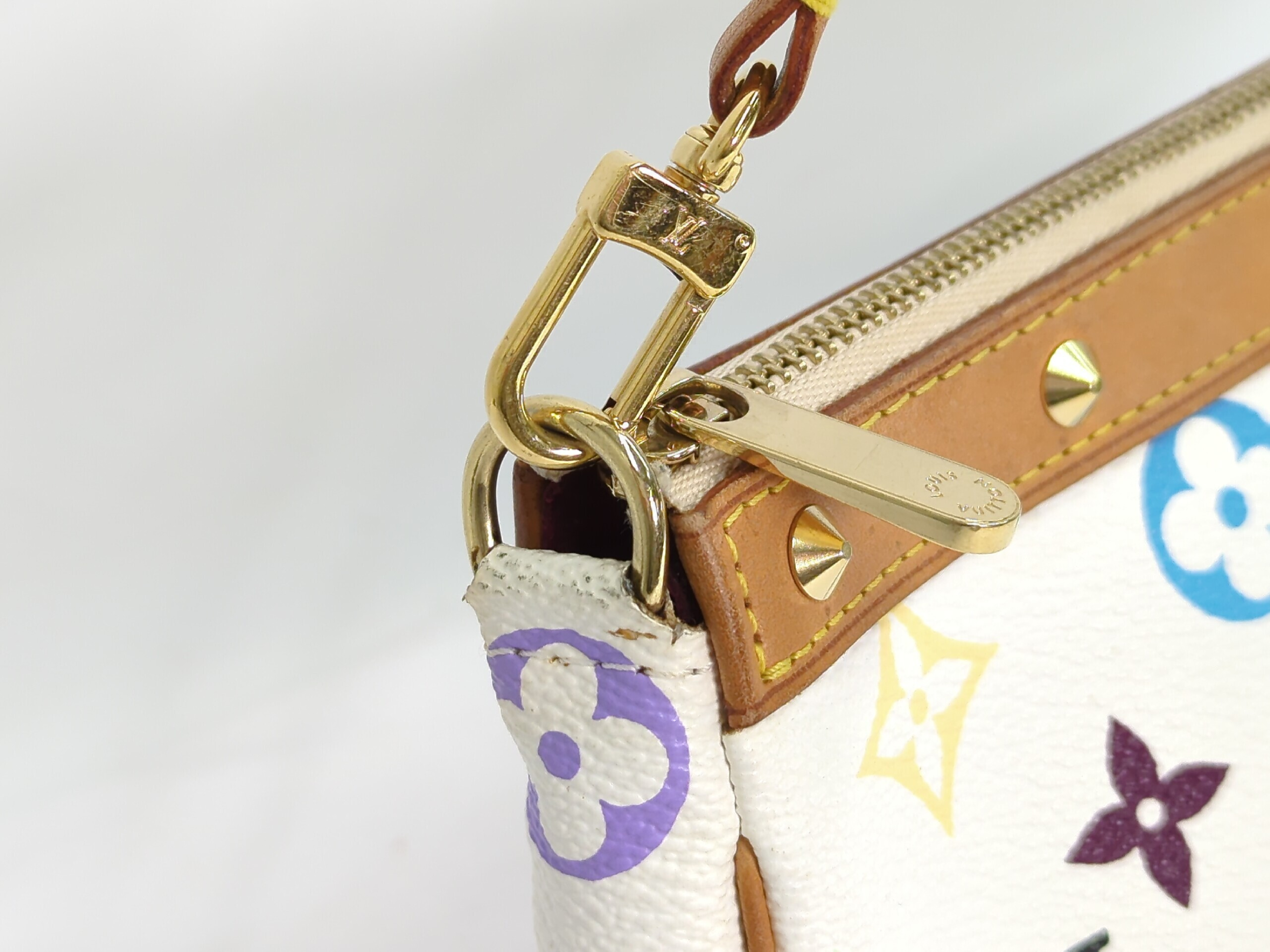 M92649 Multicolor Pochette Accessoires Handbag — view 7