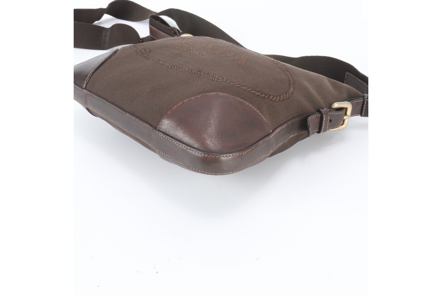 Leather and canvas shoulder bag, crossbody bag, messenger bag. — view 5