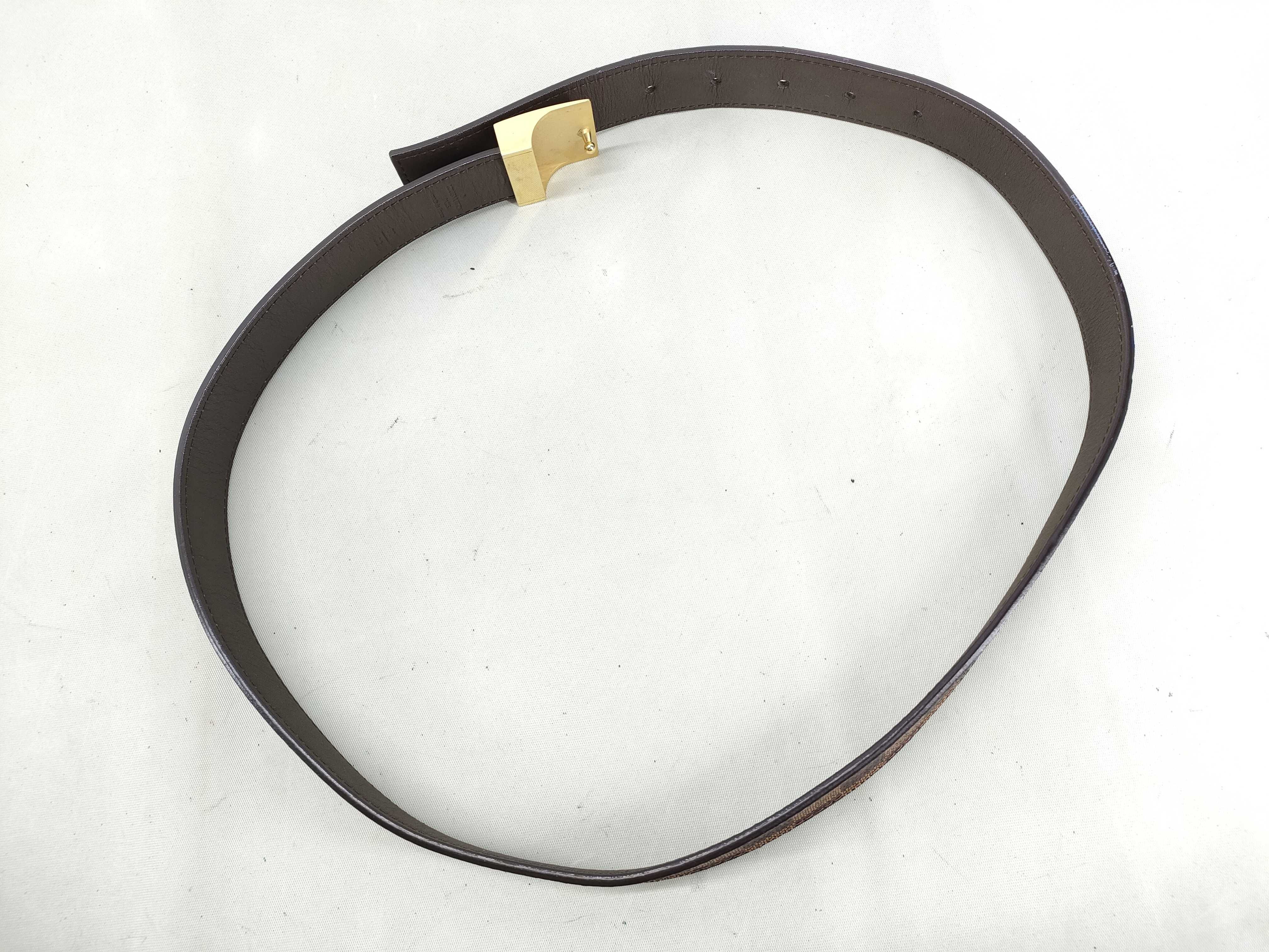 Damier Louis Vuitton belt, no extra holes. — view 3