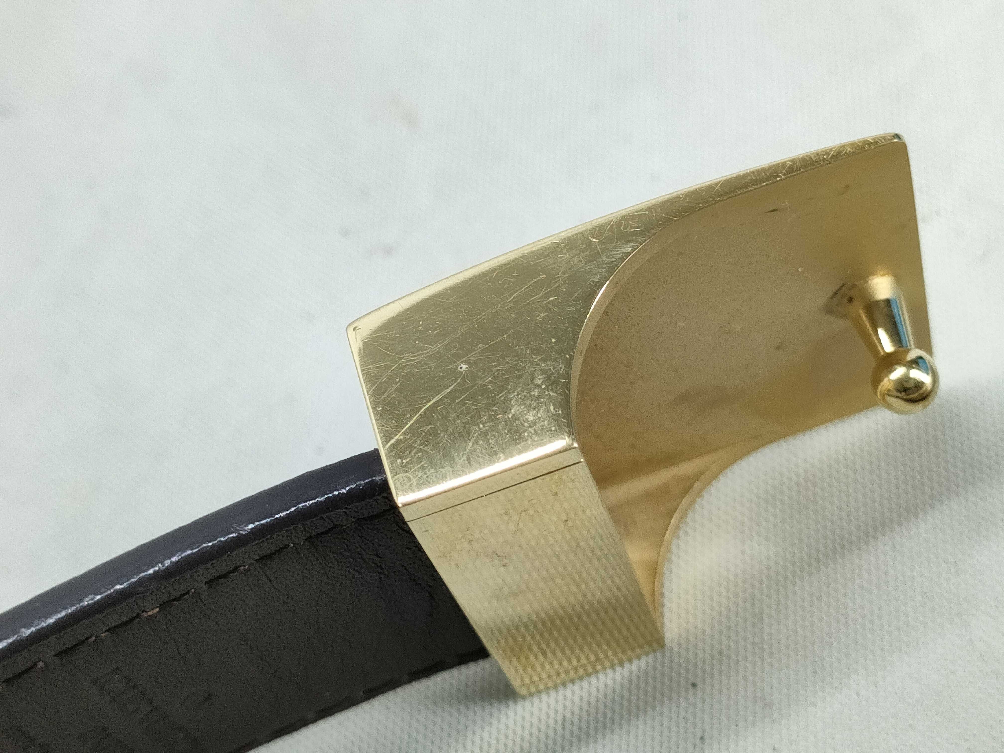 Damier Louis Vuitton belt, no extra holes. — view 8