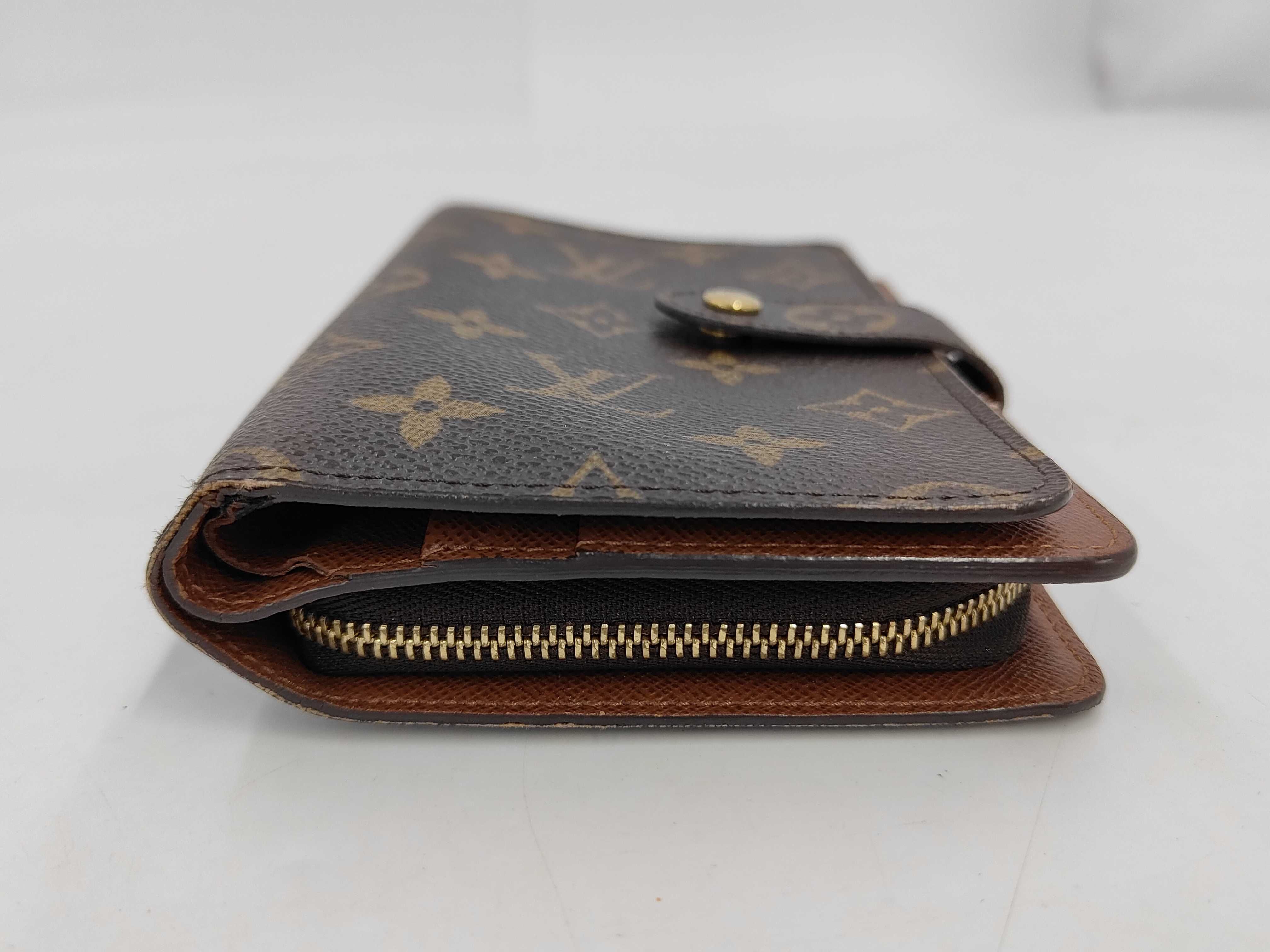 Monogram Louis Vuitton M61207 Portefeuille Papier Zip Medium Wallet Monogram Wallet — view 3