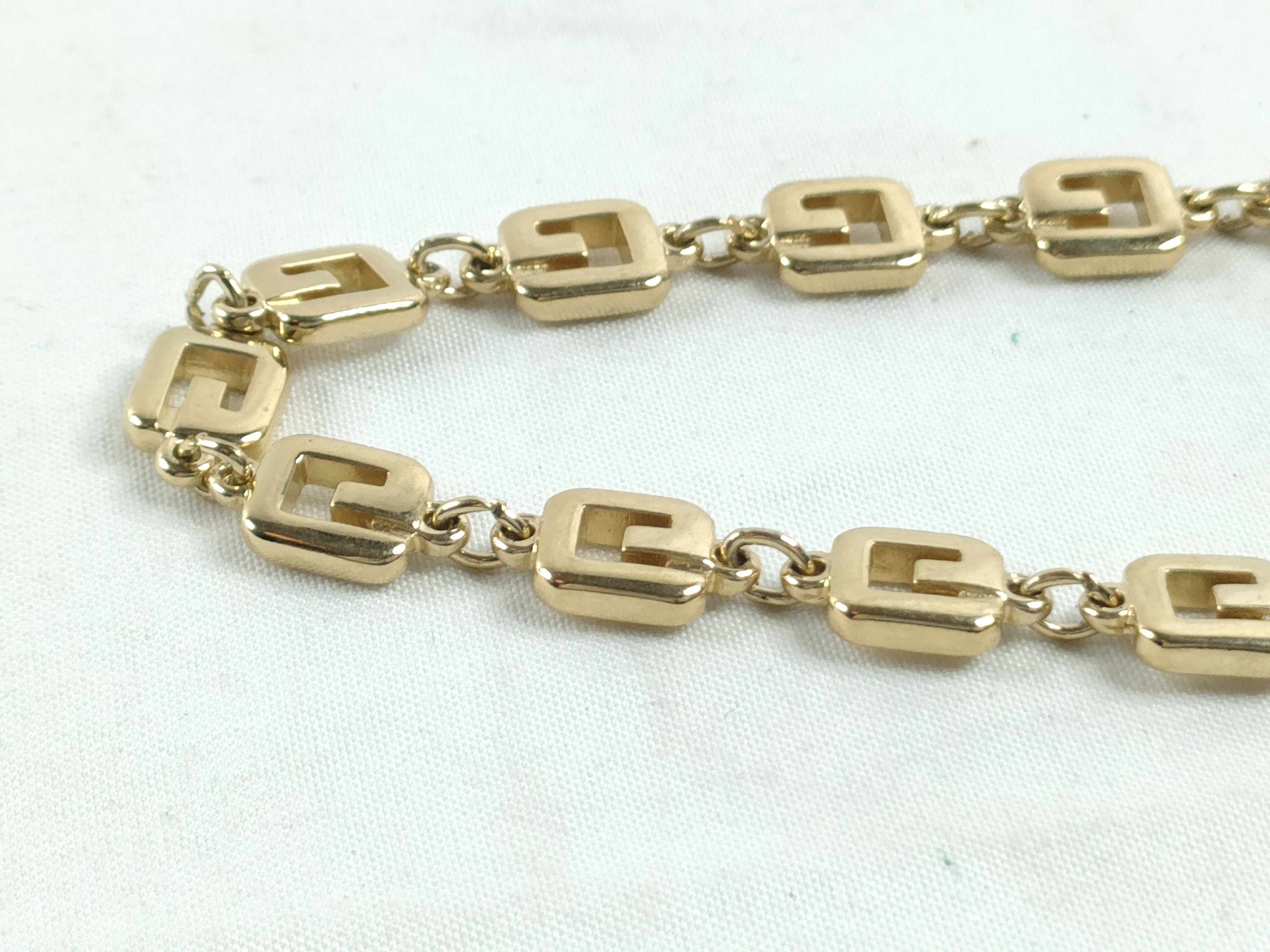 necklace — view 2