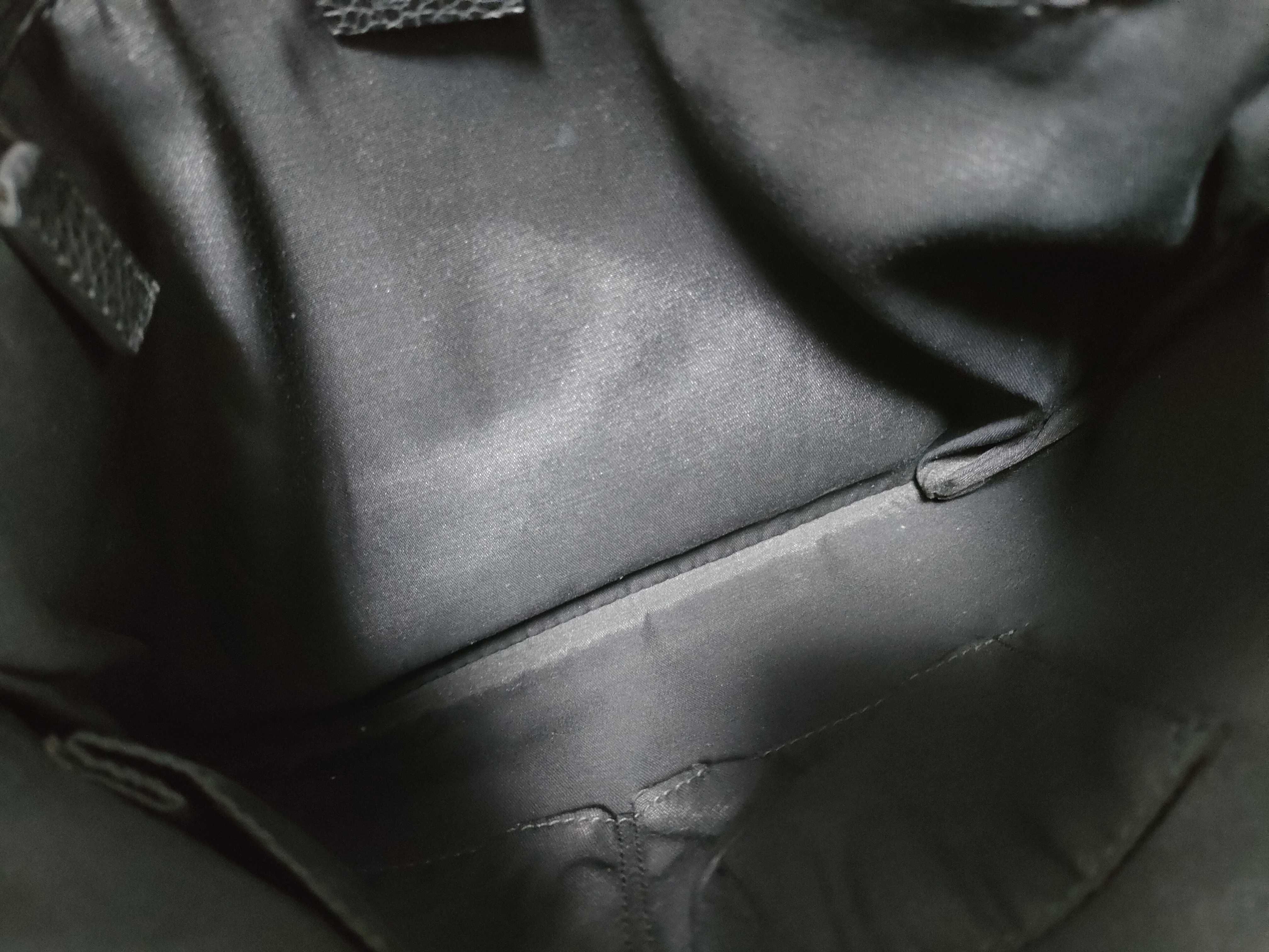 GG Canvas Shoulder Bag 374414 Leather Black — view 12