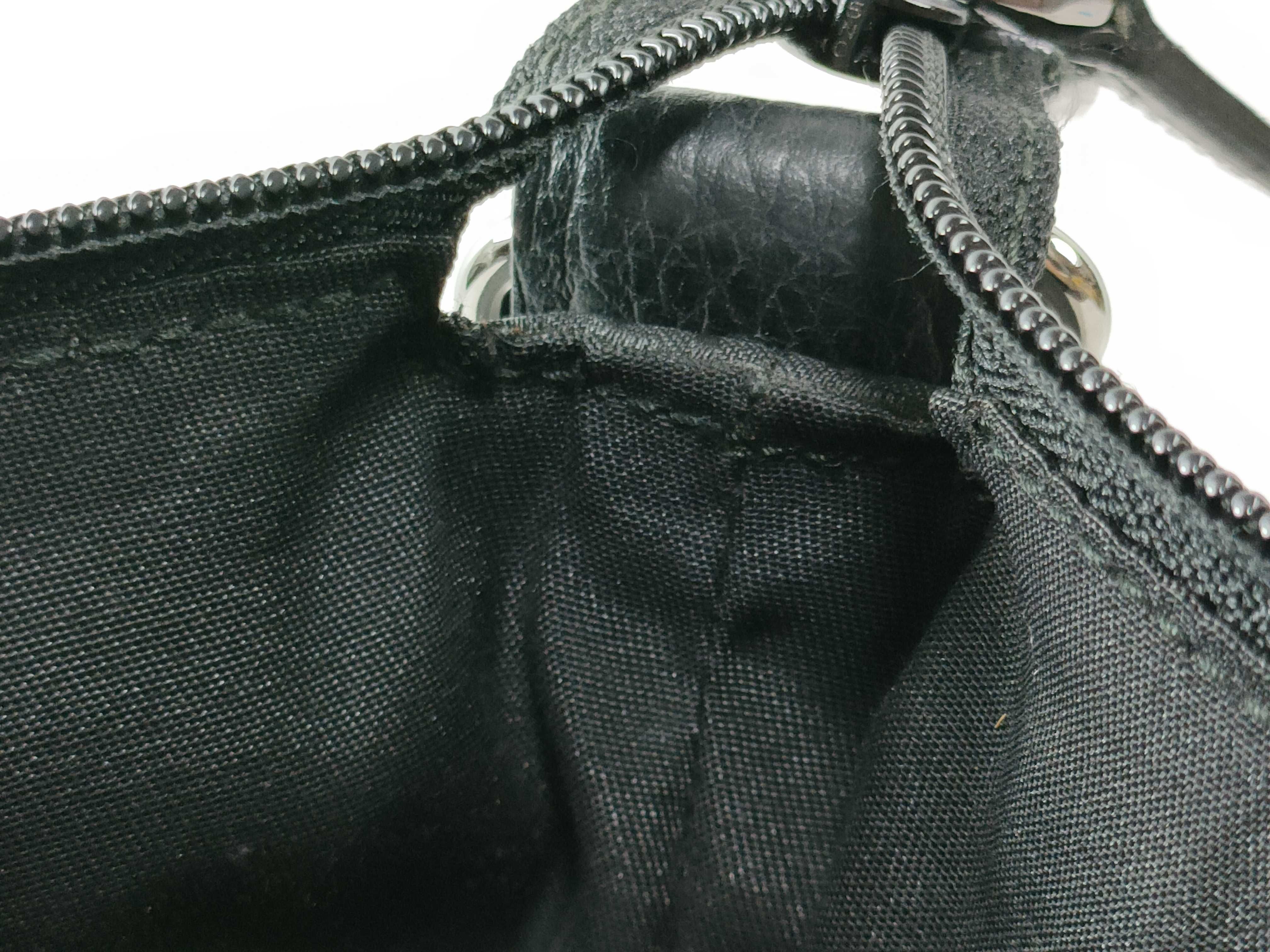 GG Canvas Shoulder Bag 374414 Leather Black — view 13