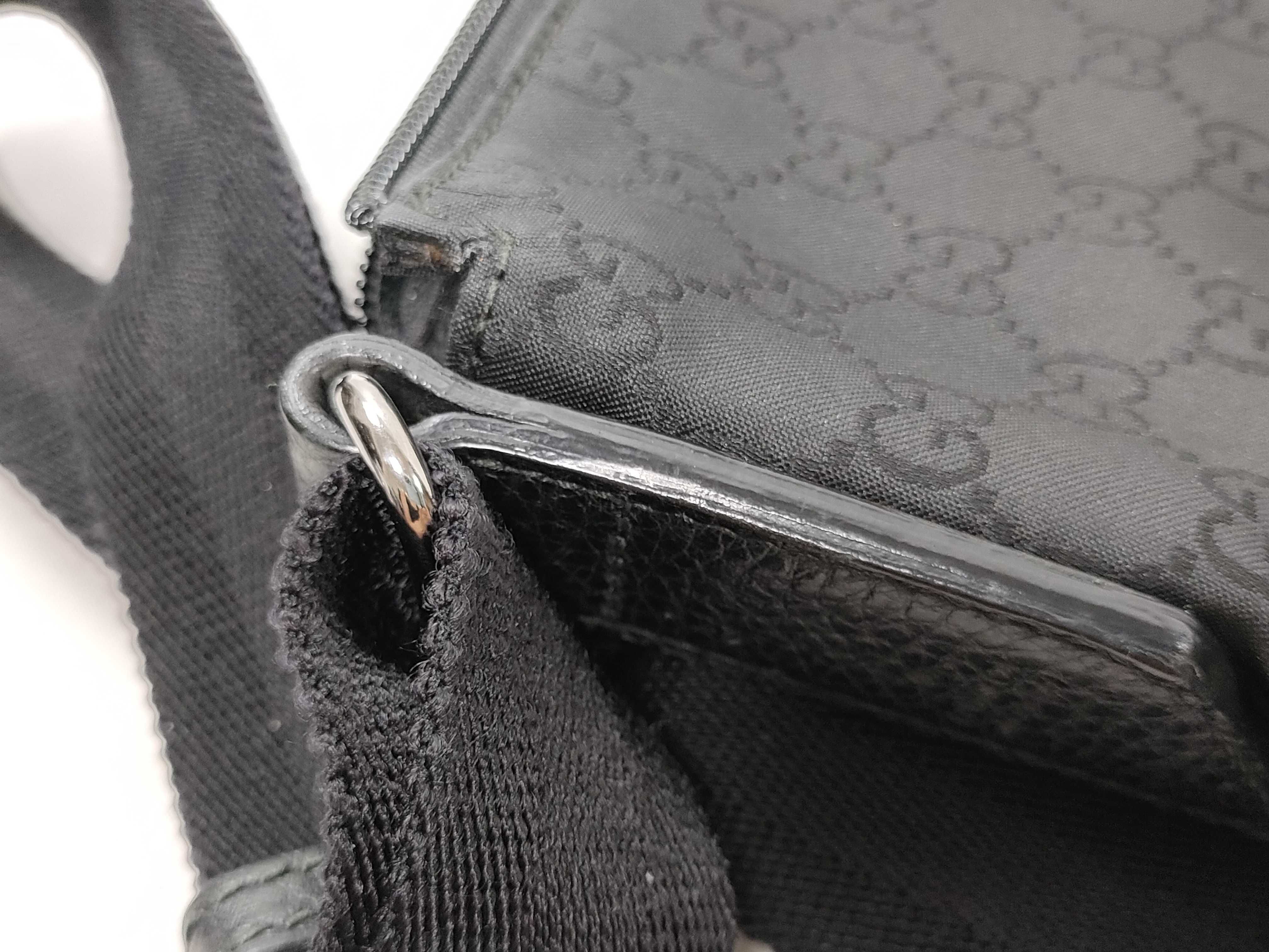 GG Canvas Shoulder Bag 374414 Leather Black — view 15