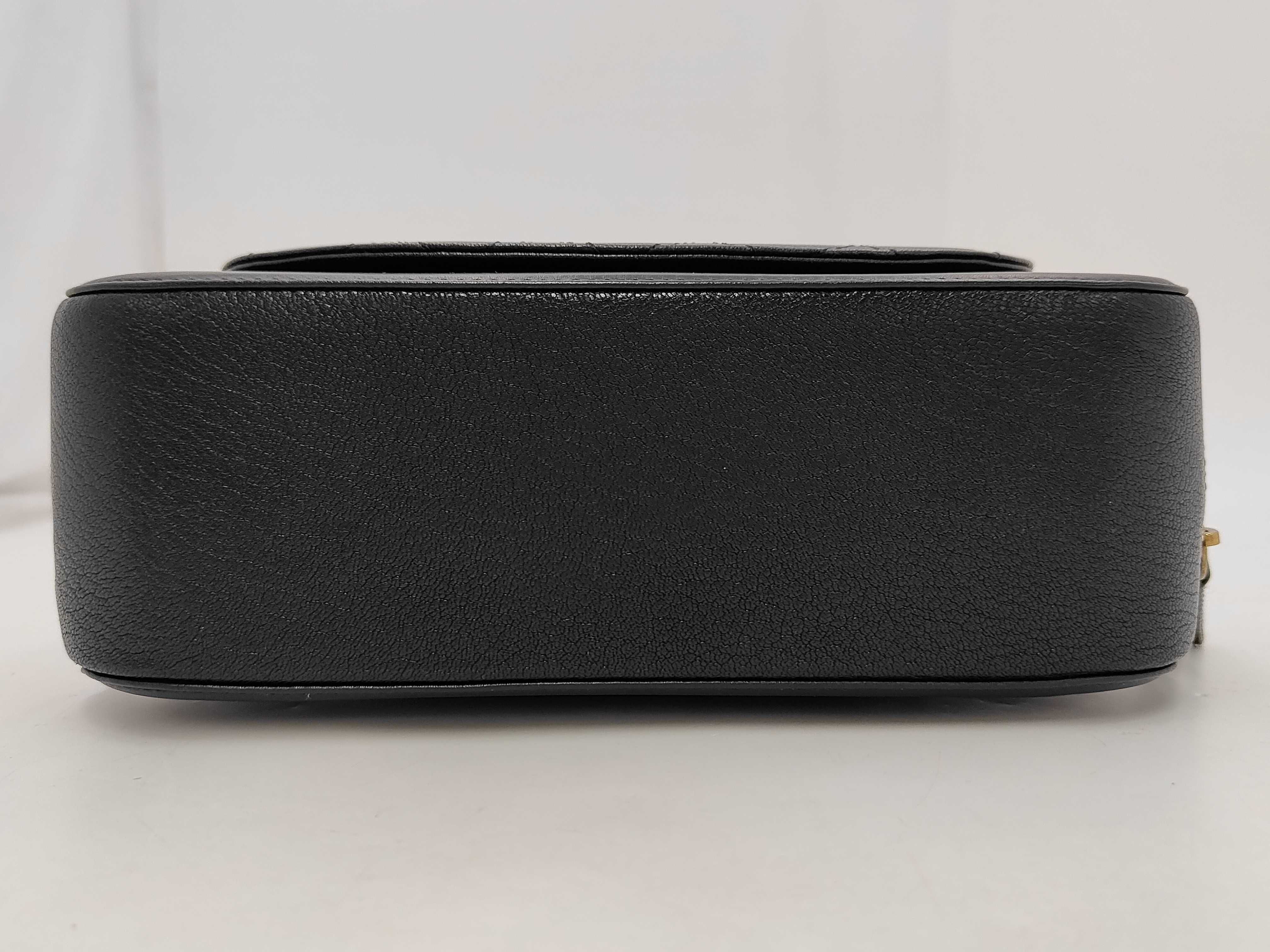 Coco Curve Vanity Bag Shoulder Bag — view 3