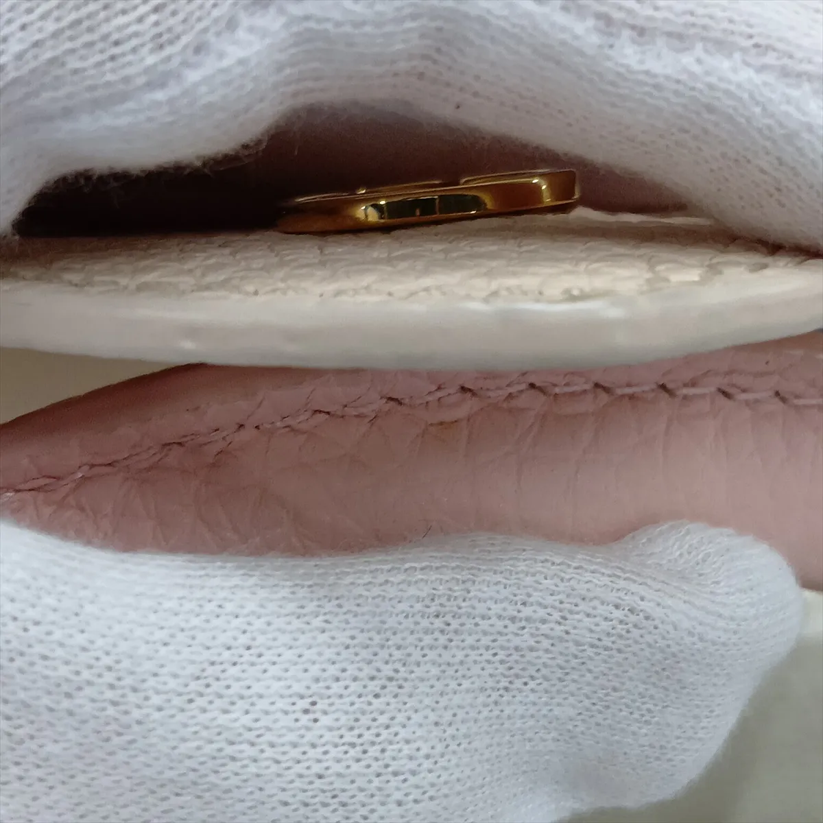 Taurillon Capucines BB M11343 White x Pink (RFID detected) — view 14