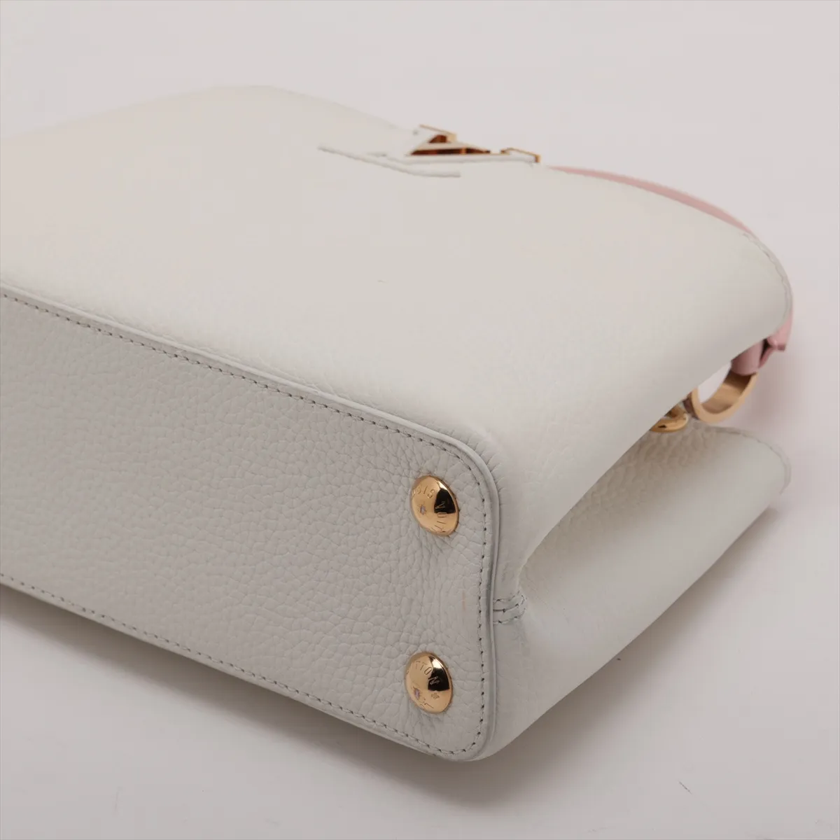 Taurillon Capucines BB M11343 White x Pink (RFID detected) — view 3