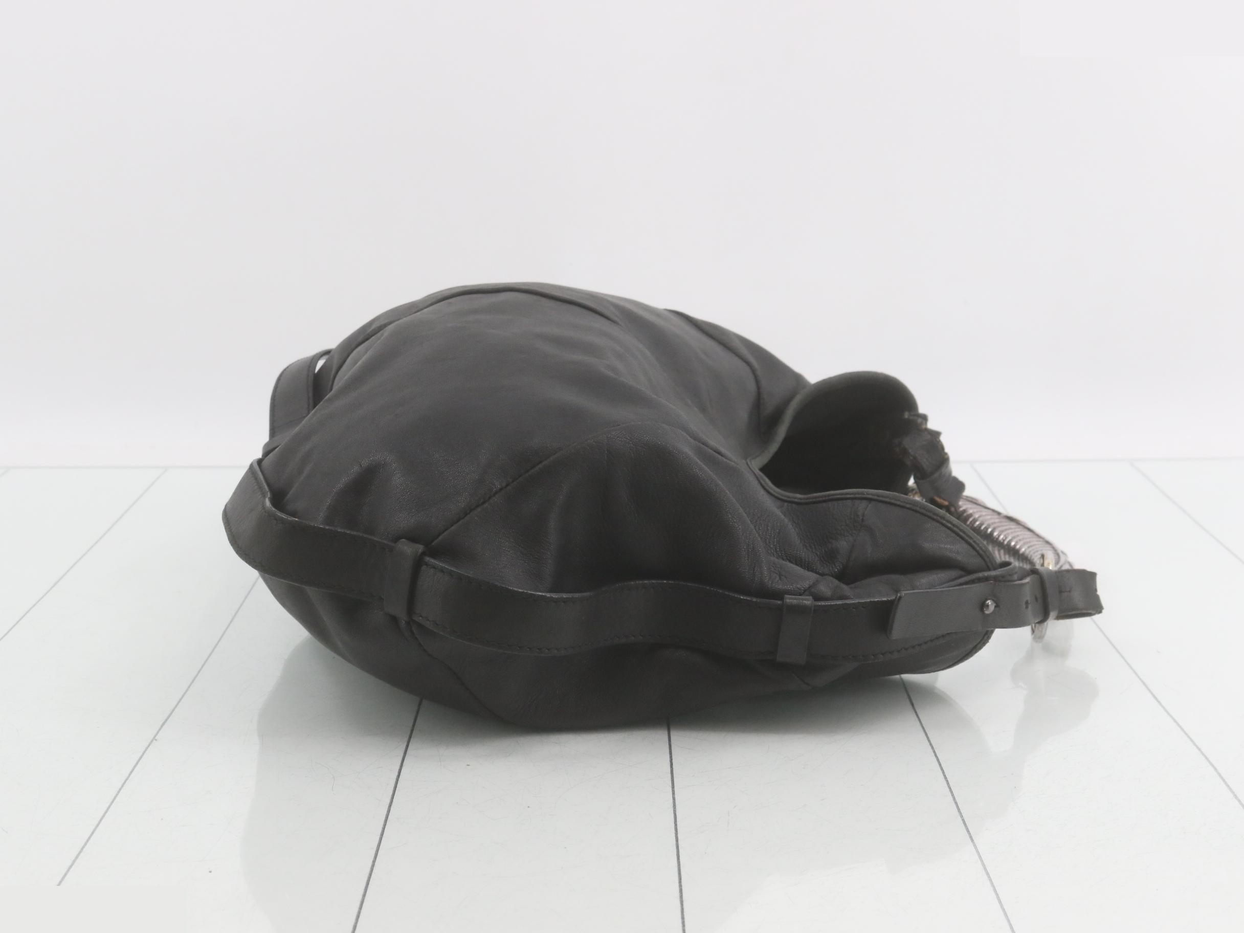 handbag — view 3