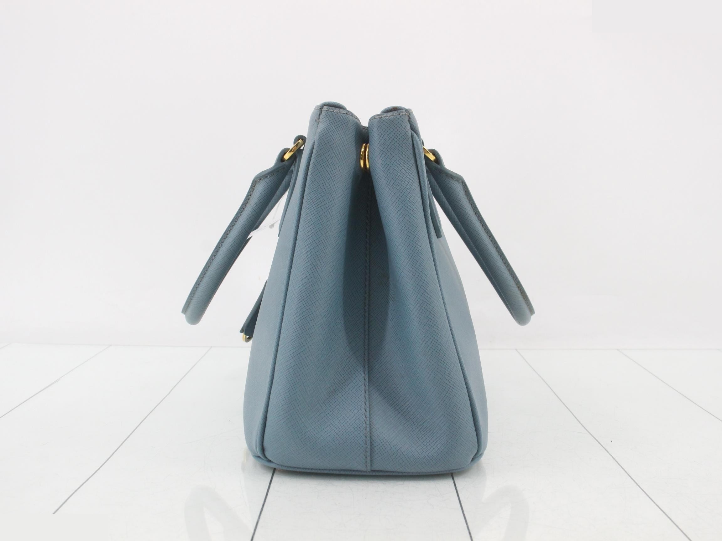 Galleria Saffiano Triangle Plate 2-Way Shoulder — view 3