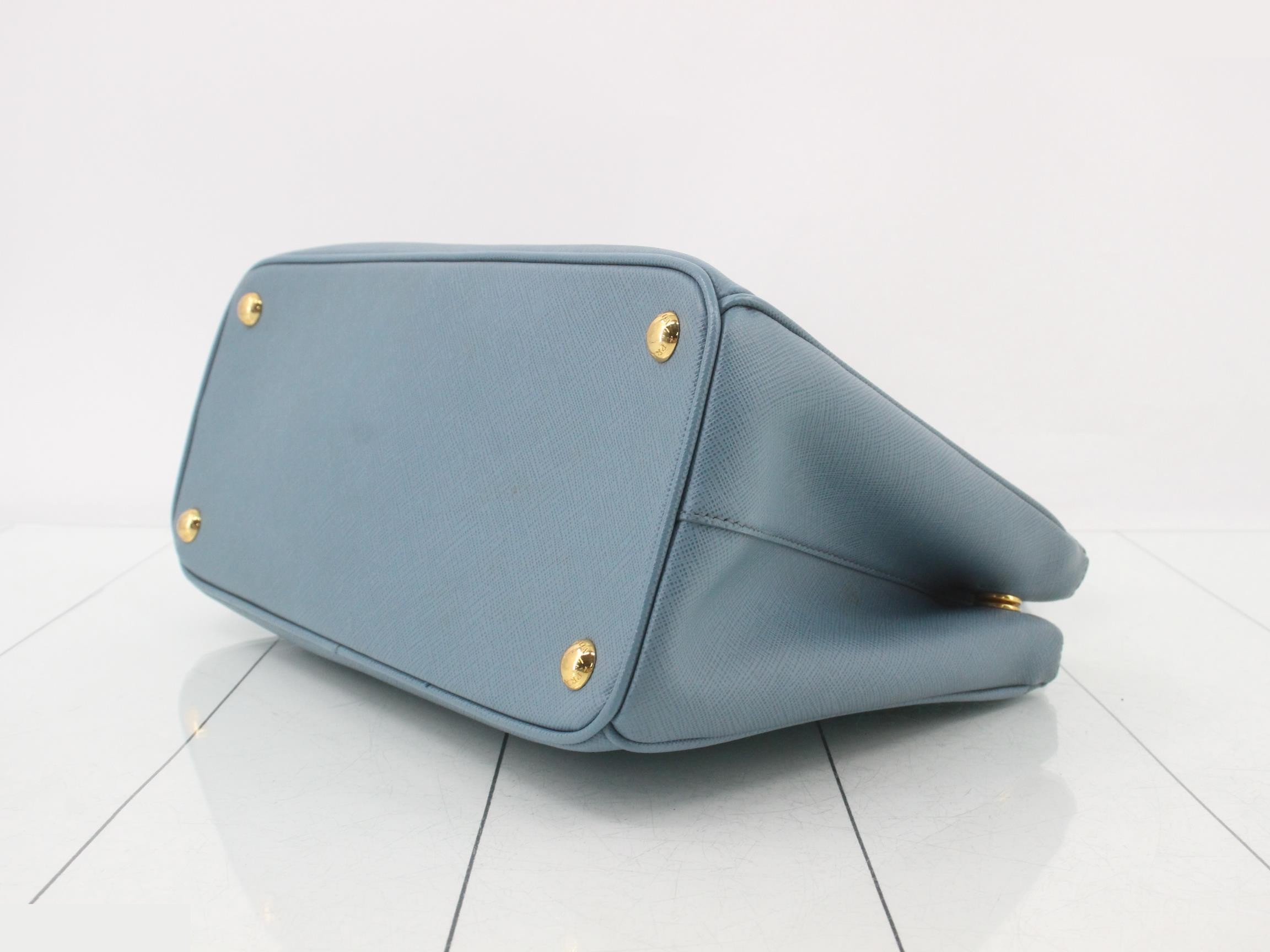 Galleria Saffiano Triangle Plate 2-Way Shoulder — view 6