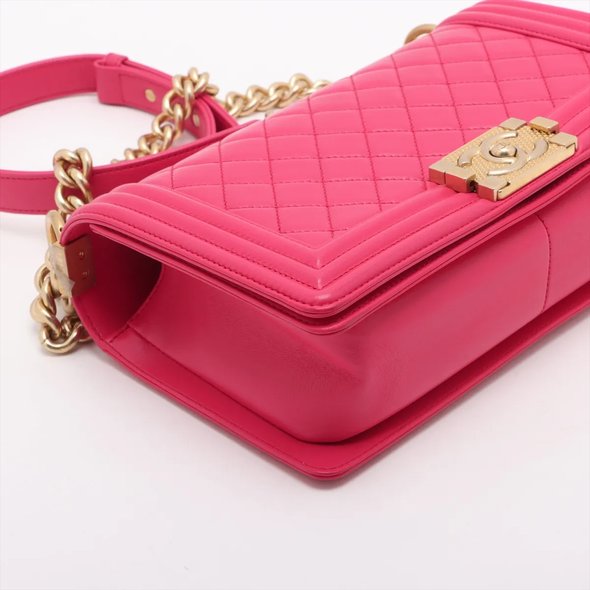 Boy Chanel 25 Lambskin Chain Shoulder Bag Pink Gold Hardware 23324565 23rd Series — view 4