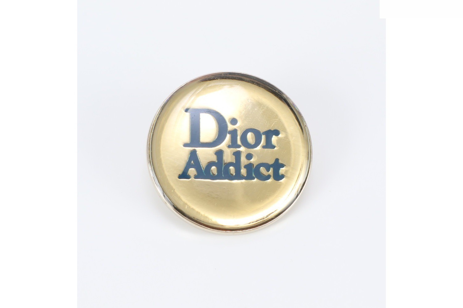 Gold logo pin badge for fashion