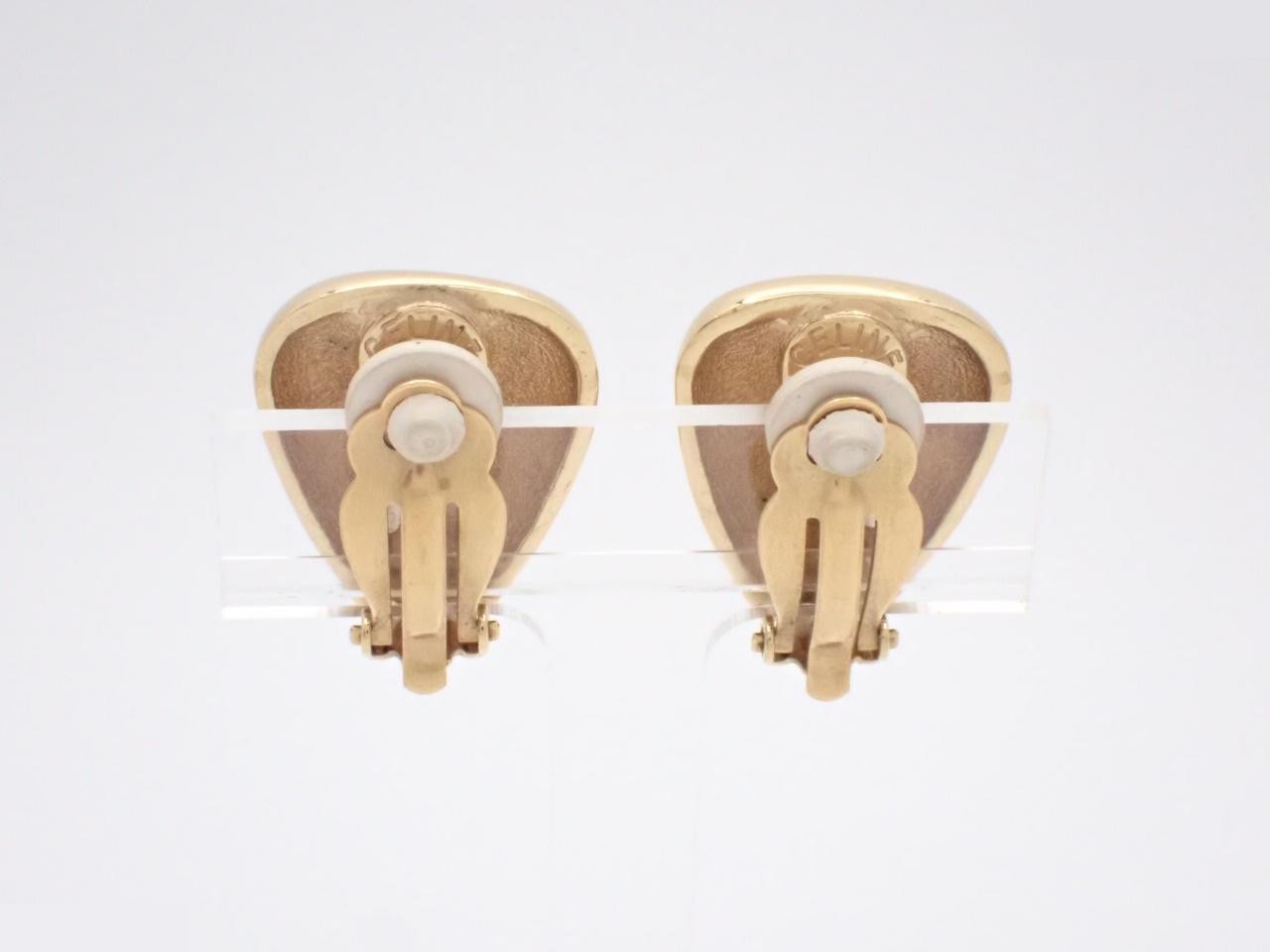 Triangle earrings, GP — view 2