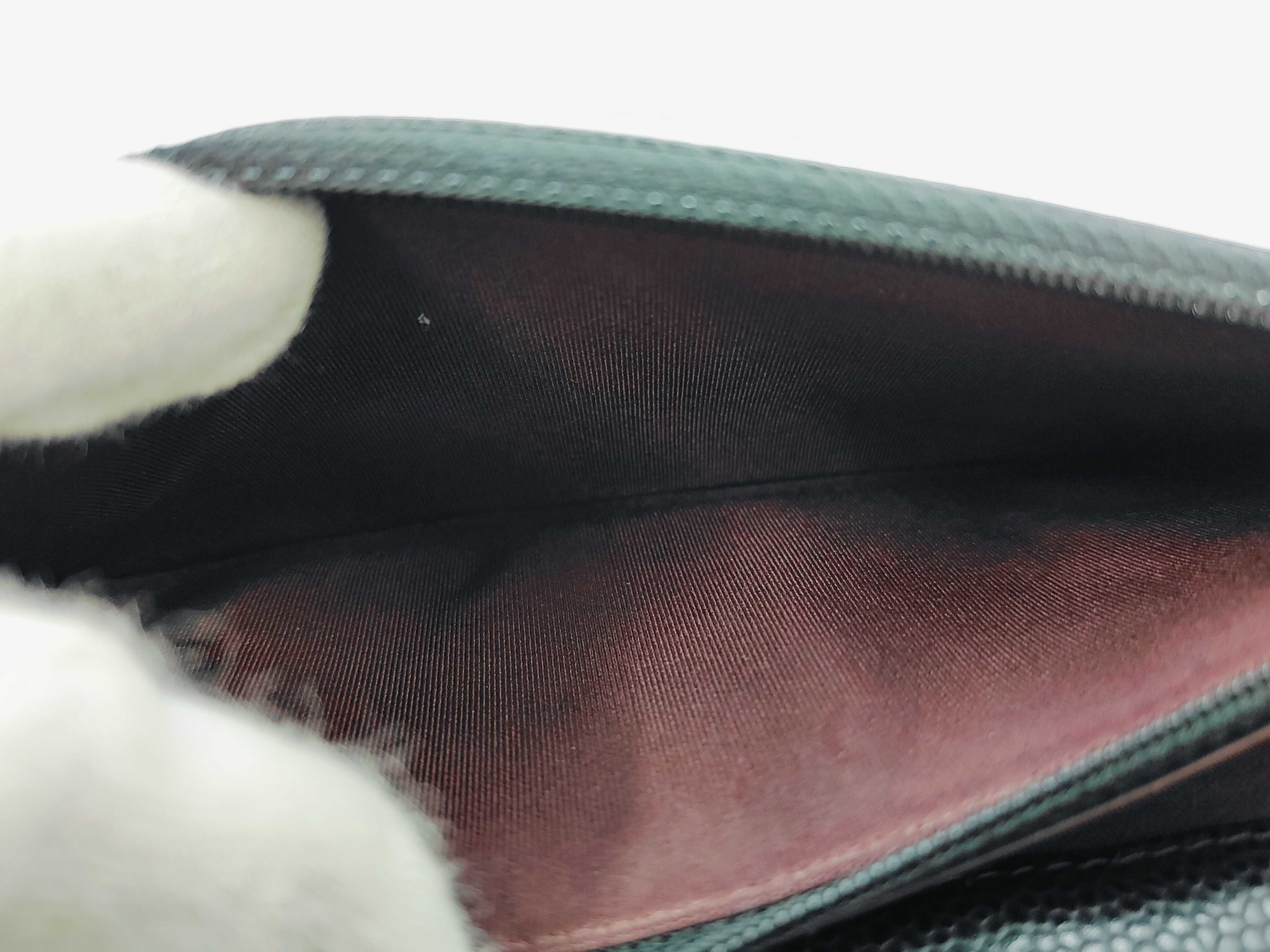 Matelassé Caviar Skin Chain Wallet Shoulder Bag — view 9