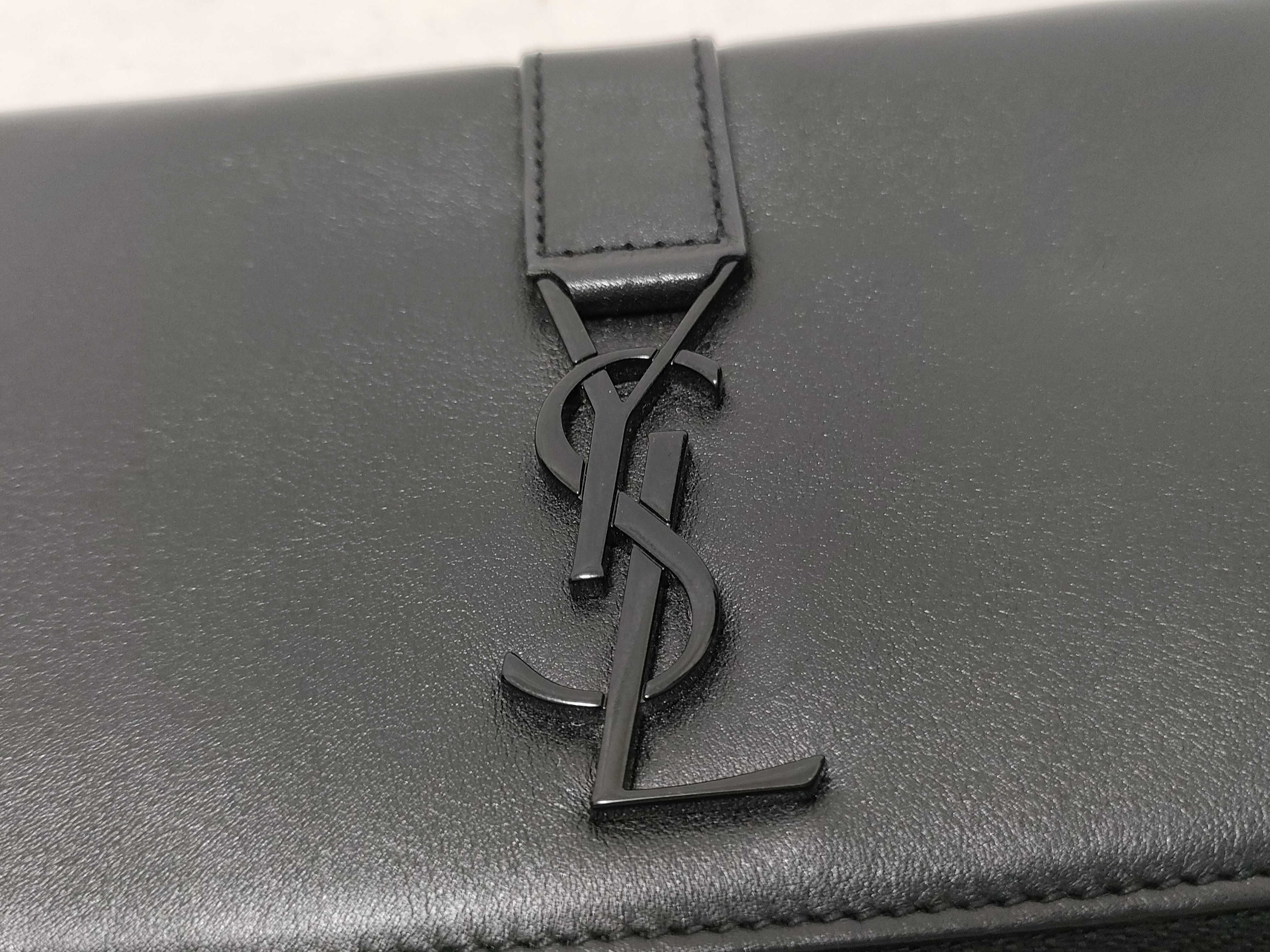 Round Zipper Black Long Wallet — view 14