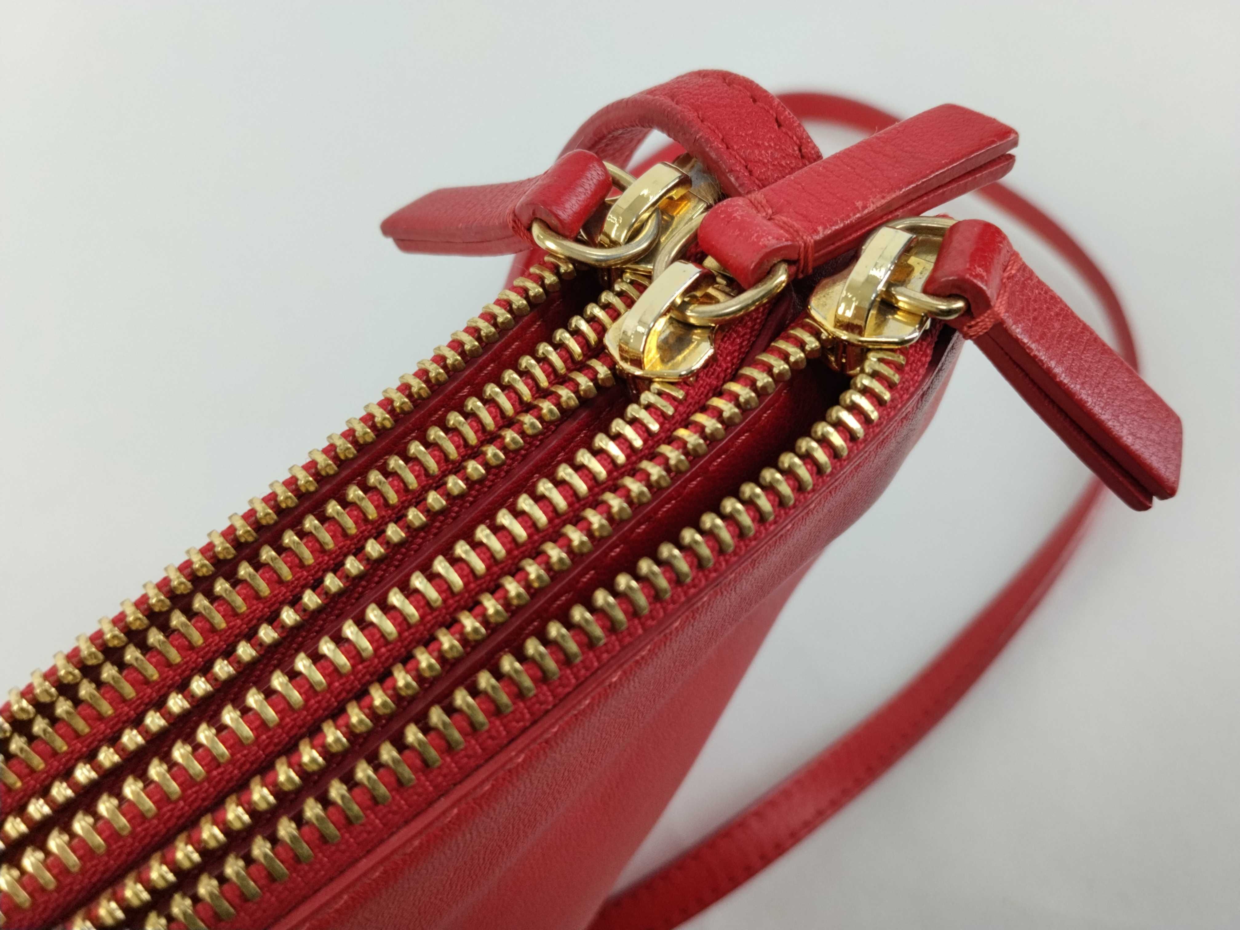 Trio Shoulder Bag, Leather, Red, Large Shoulder Bag — view 14