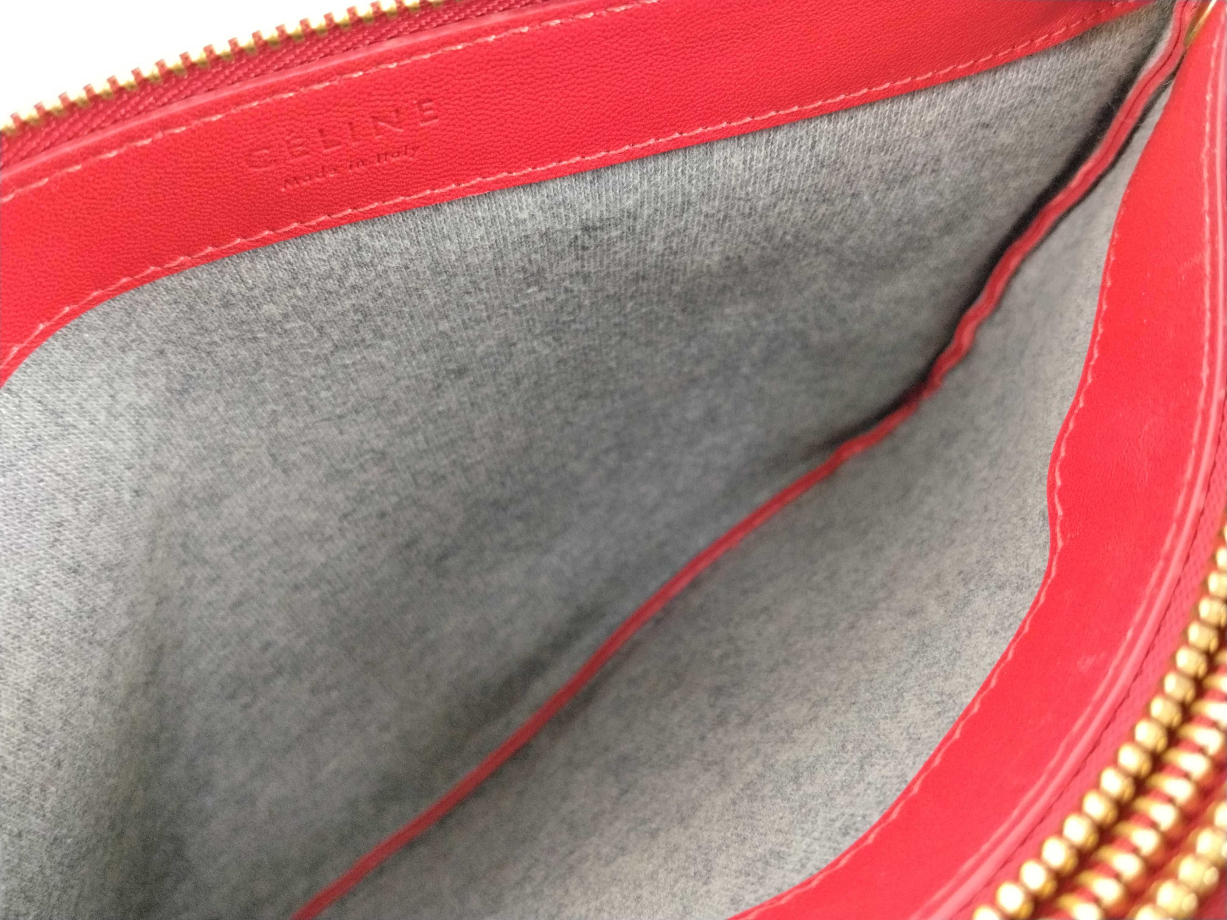 Trio Shoulder Bag, Leather, Red, Large Shoulder Bag — view 10