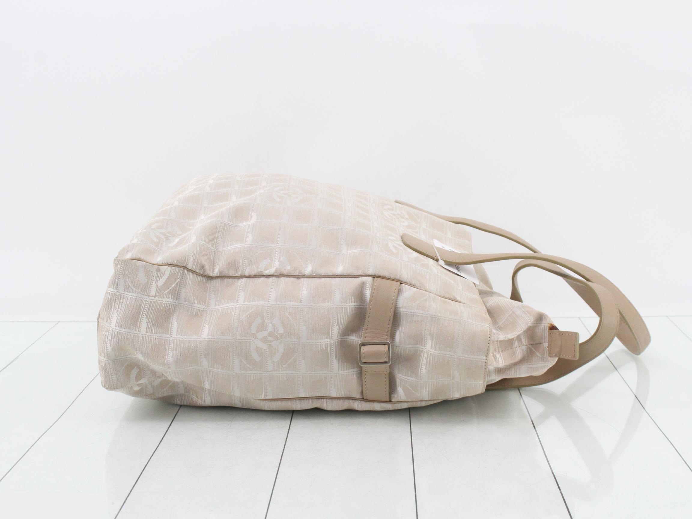 New Travel Line Tote GM Nylon/Leather Beige — view 3