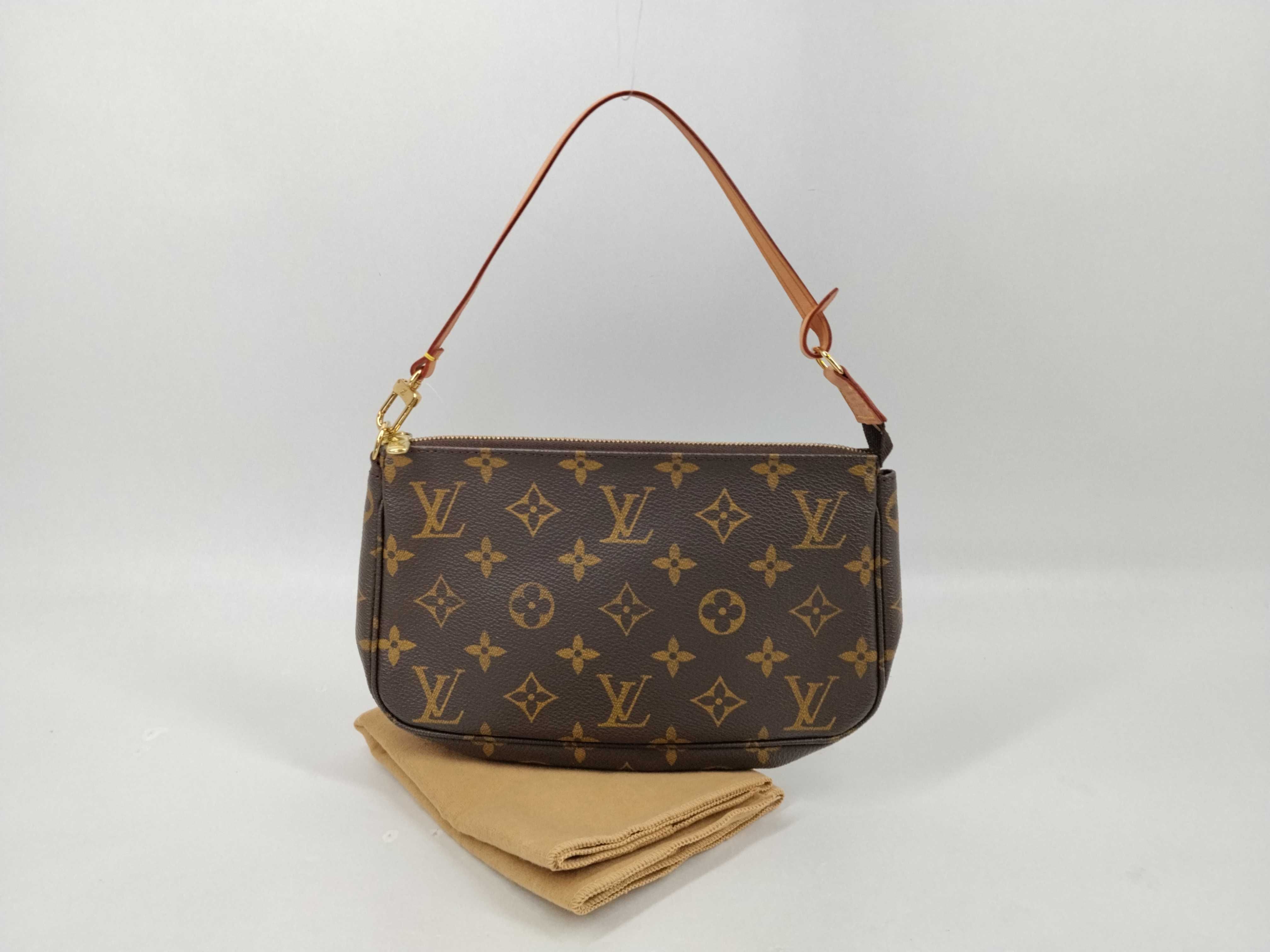 Monogram M40712 Pochette Accessoires Pouch