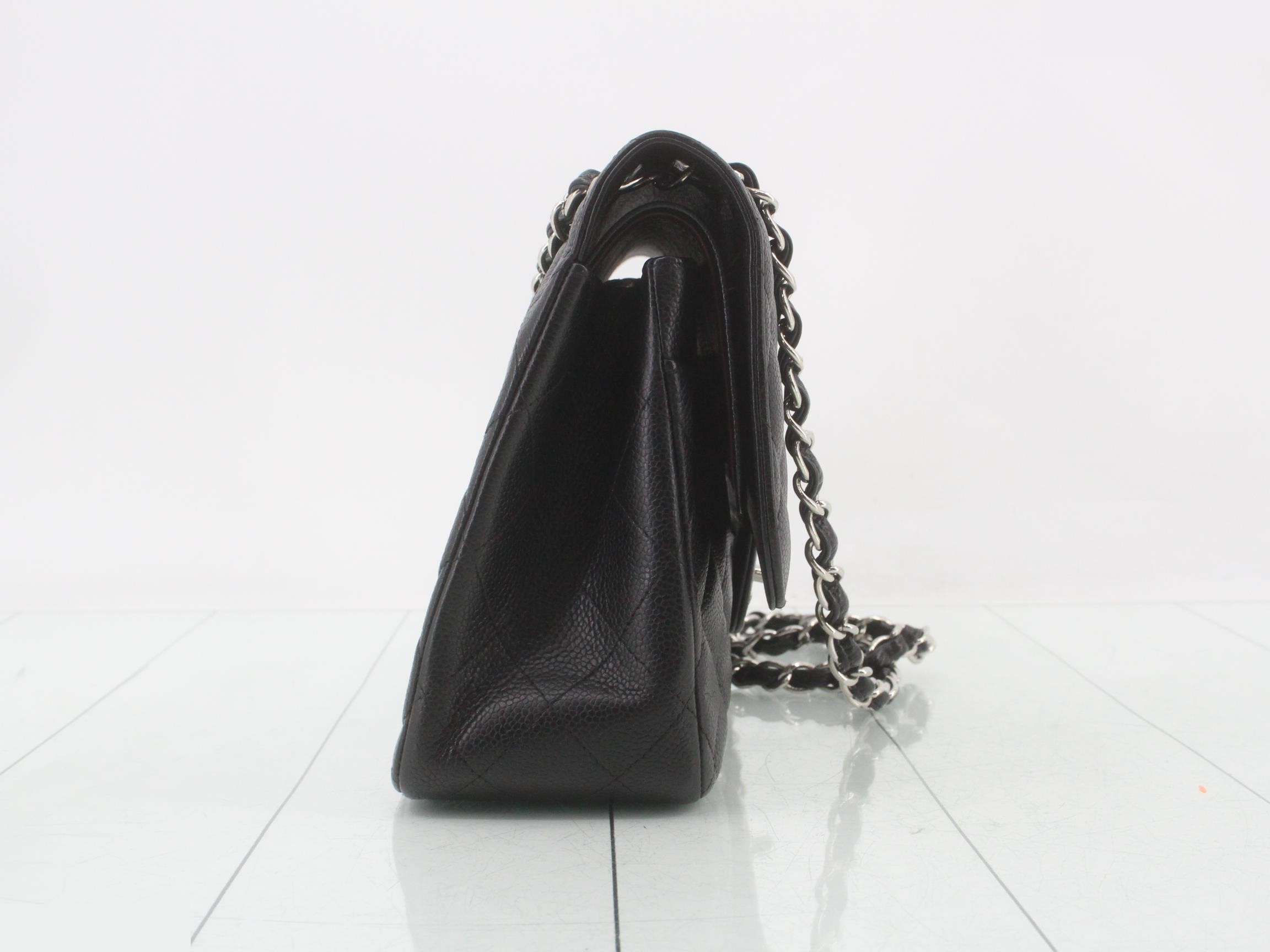 Matelassé Caviar Skin Chain Shoulder Bag — view 4