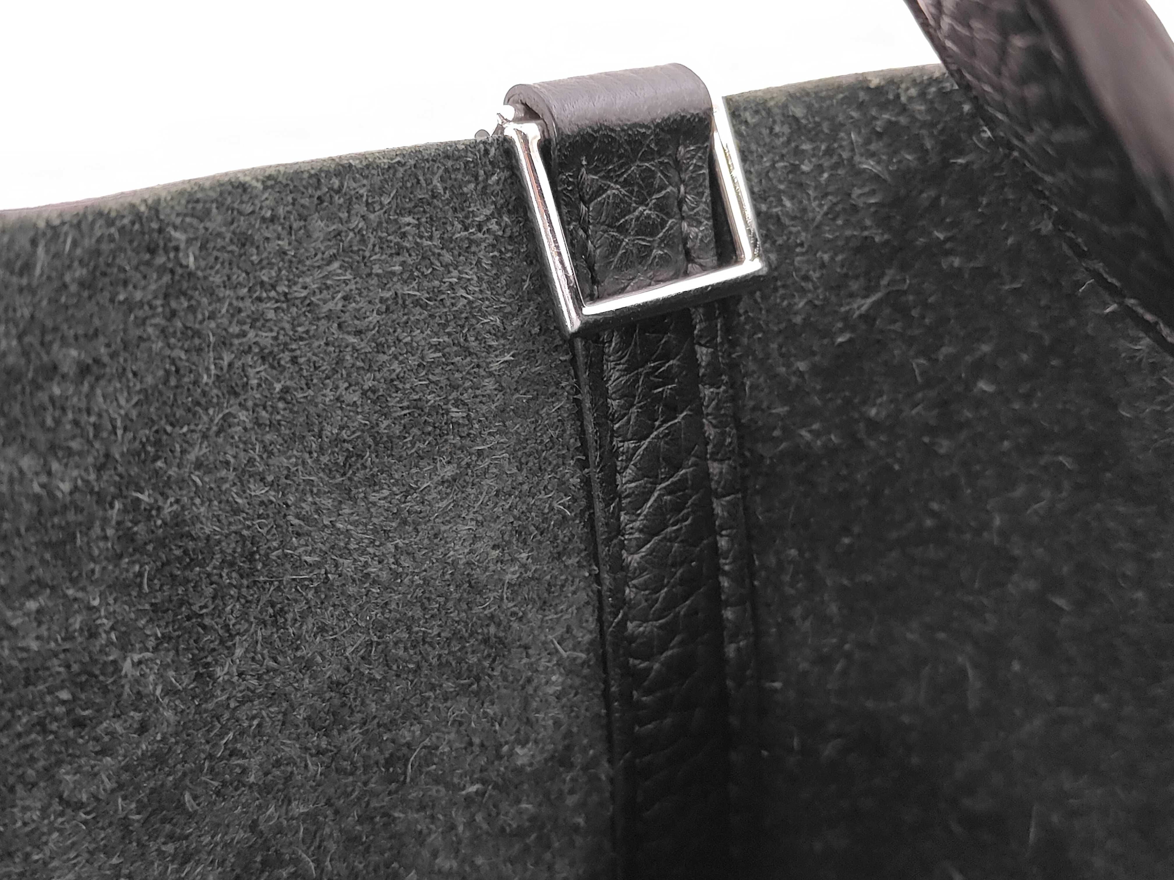 Picotin PM Taurillon Leather Handbag, W Stamp, Black — view 10