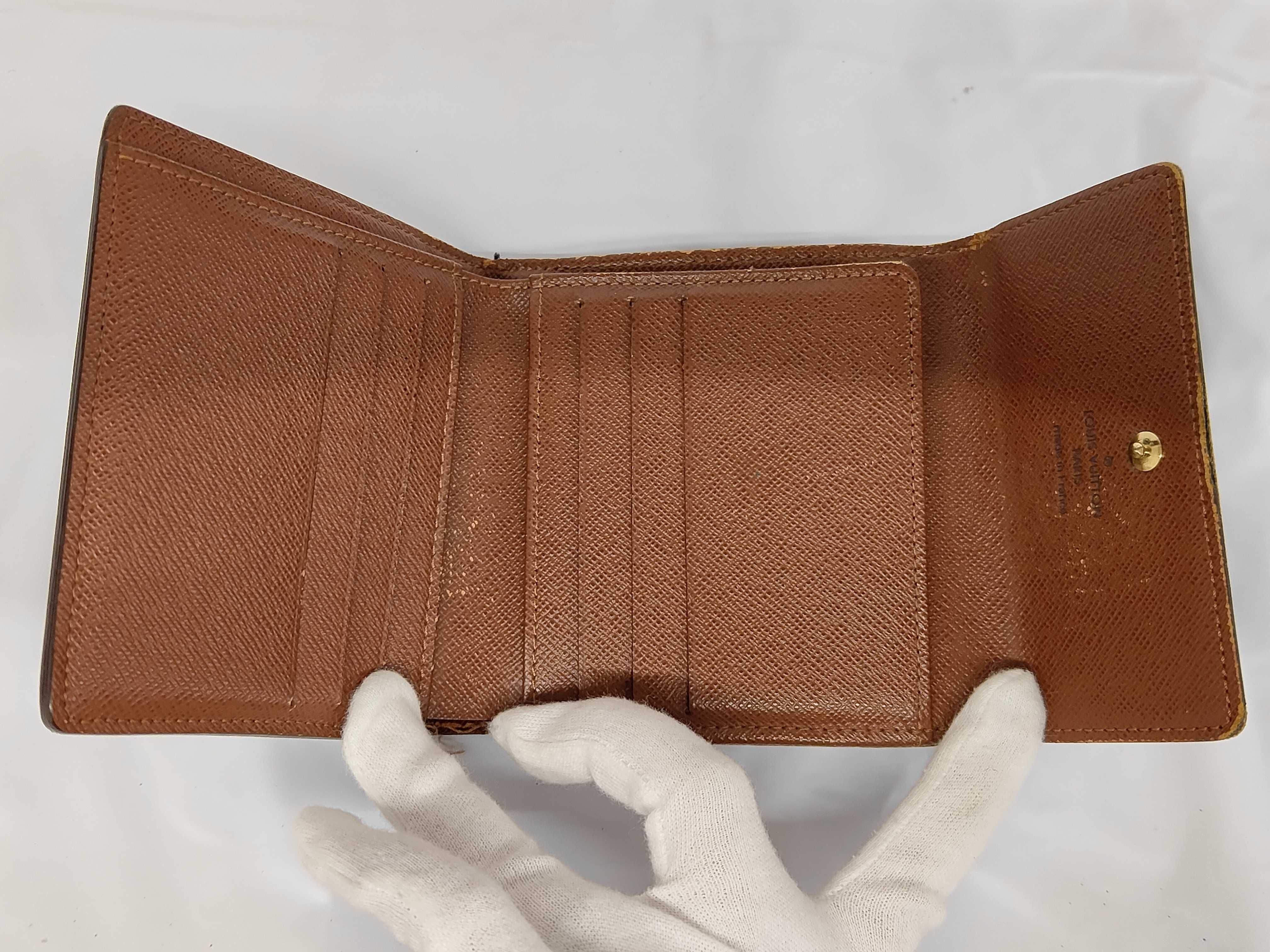 Monogram M61652 Portemonnaie Billet Carte Credit Double Snap Wallet — view 4