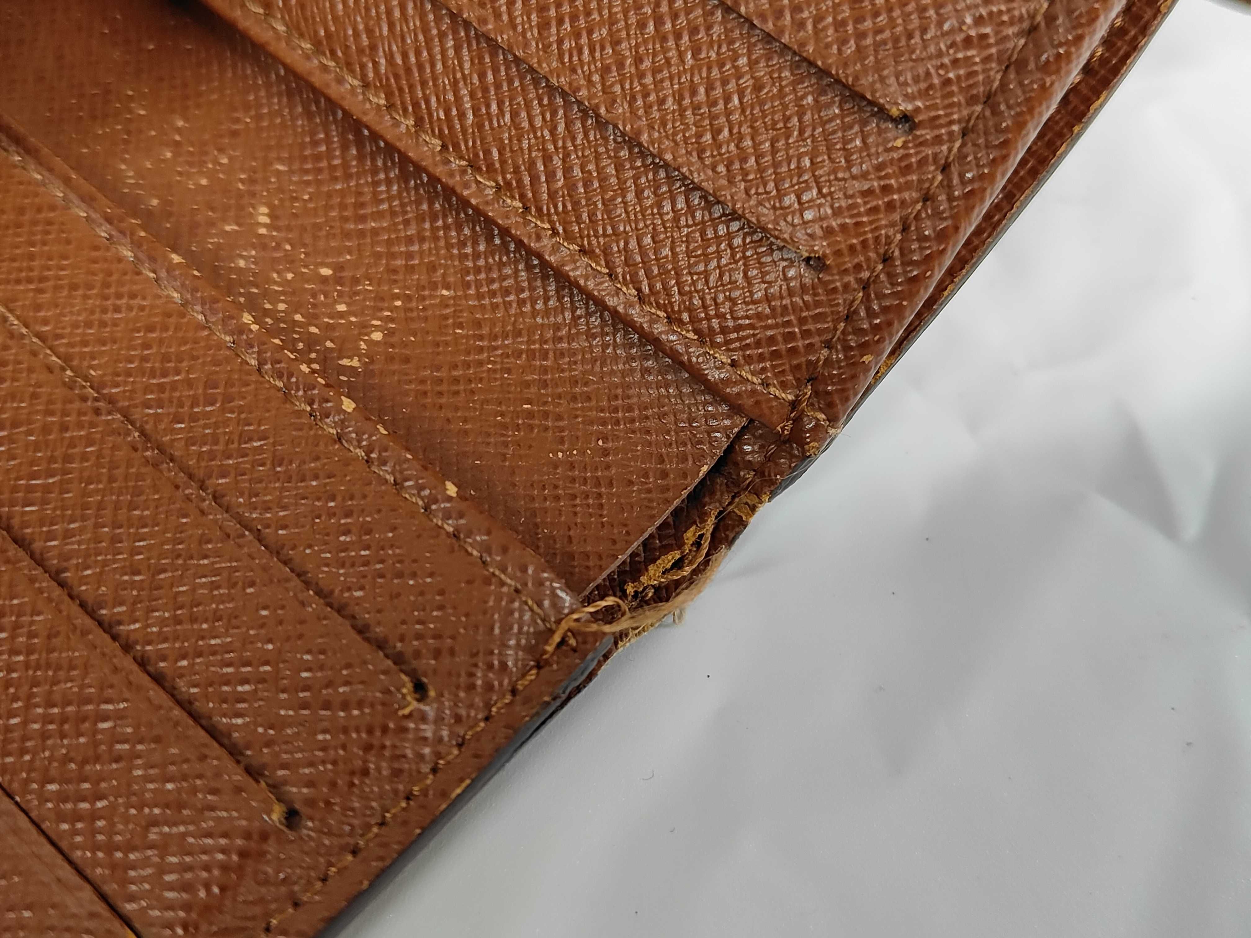 Monogram M61652 Portemonnaie Billet Carte Credit Double Snap Wallet — view 10