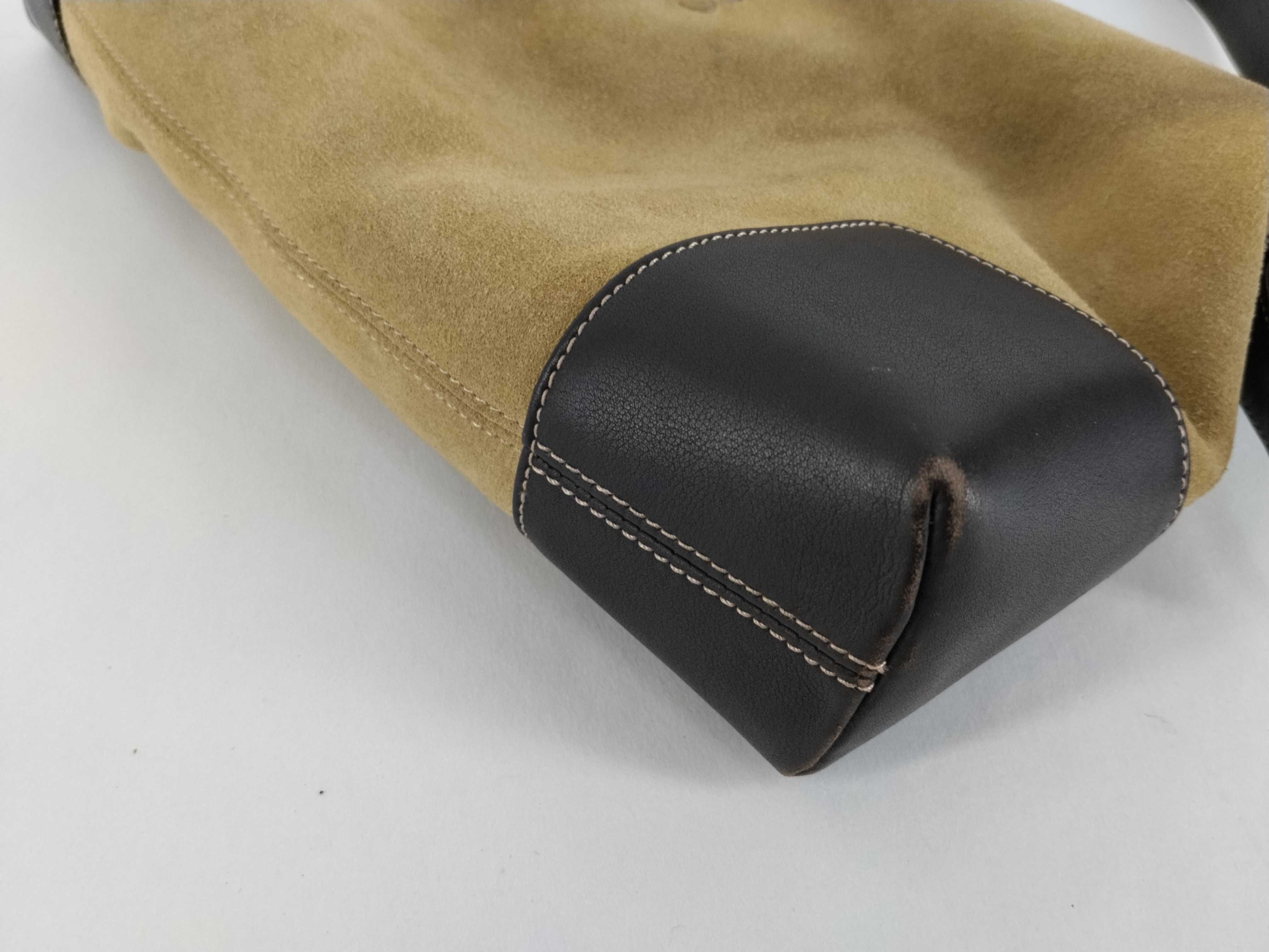 Anagram Suede Leather One-Shoulder Bag (Shoulder Bag, Dust Bag Included) — view 6