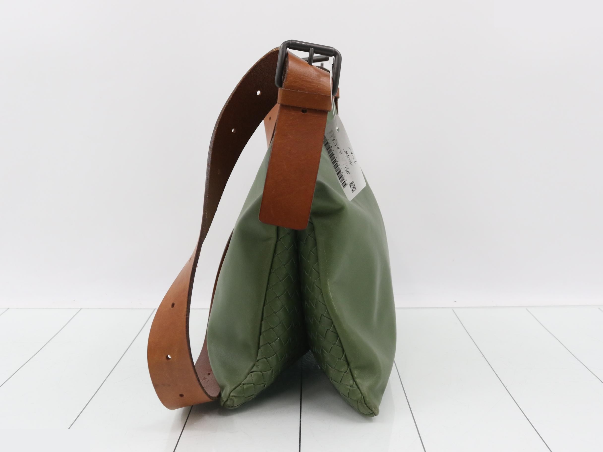 Intrecciato Shoulder Bag, Leather, Khaki — view 3