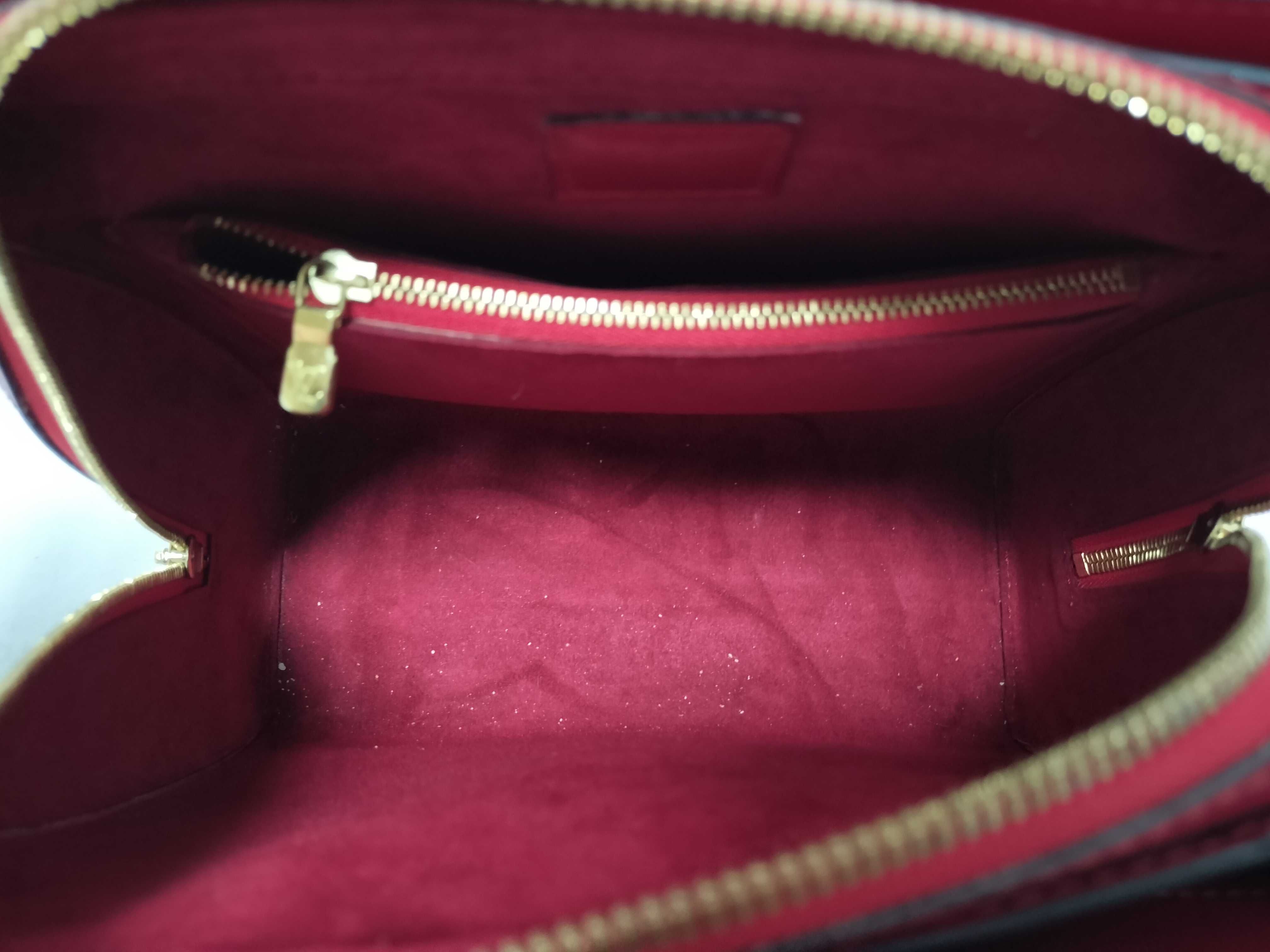 Epi Leather Handbag (Pont Neuf Red) — view 9