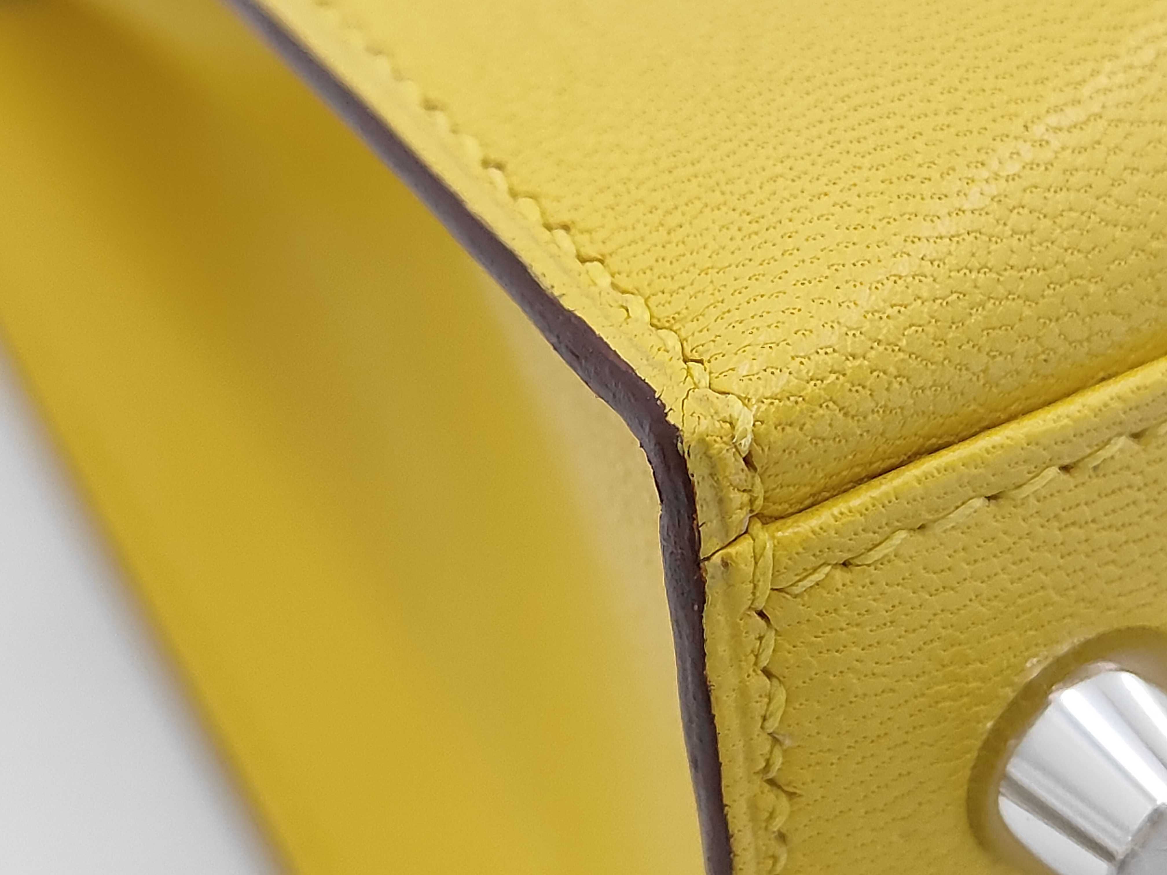 Kelly 25 Jaune Naple Chevre Shamkilla Silver Hardware K Stamp Handbag — view 6