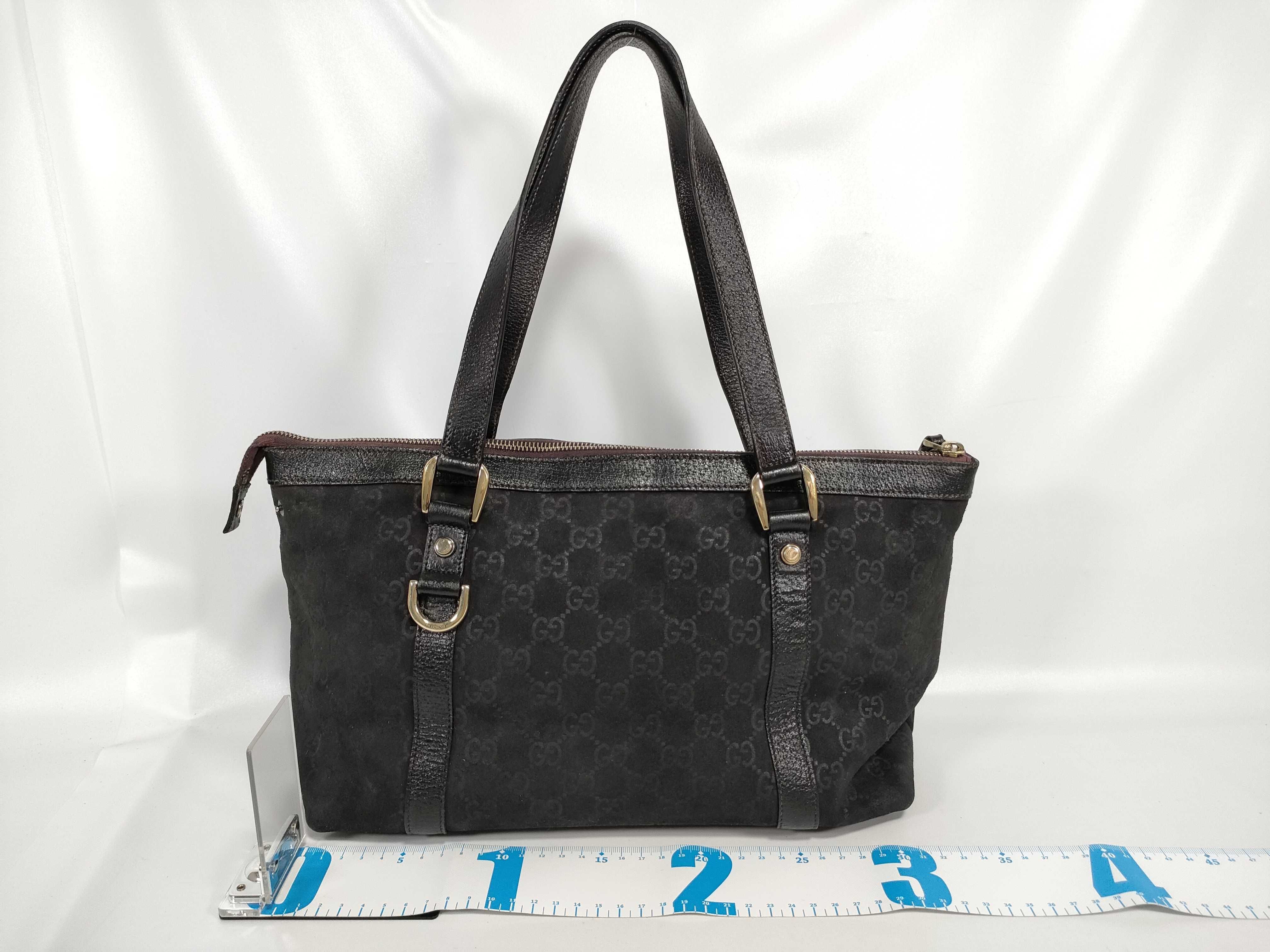 GG Canvas Jacquard Shoulder Bag (Handbag) — view 2