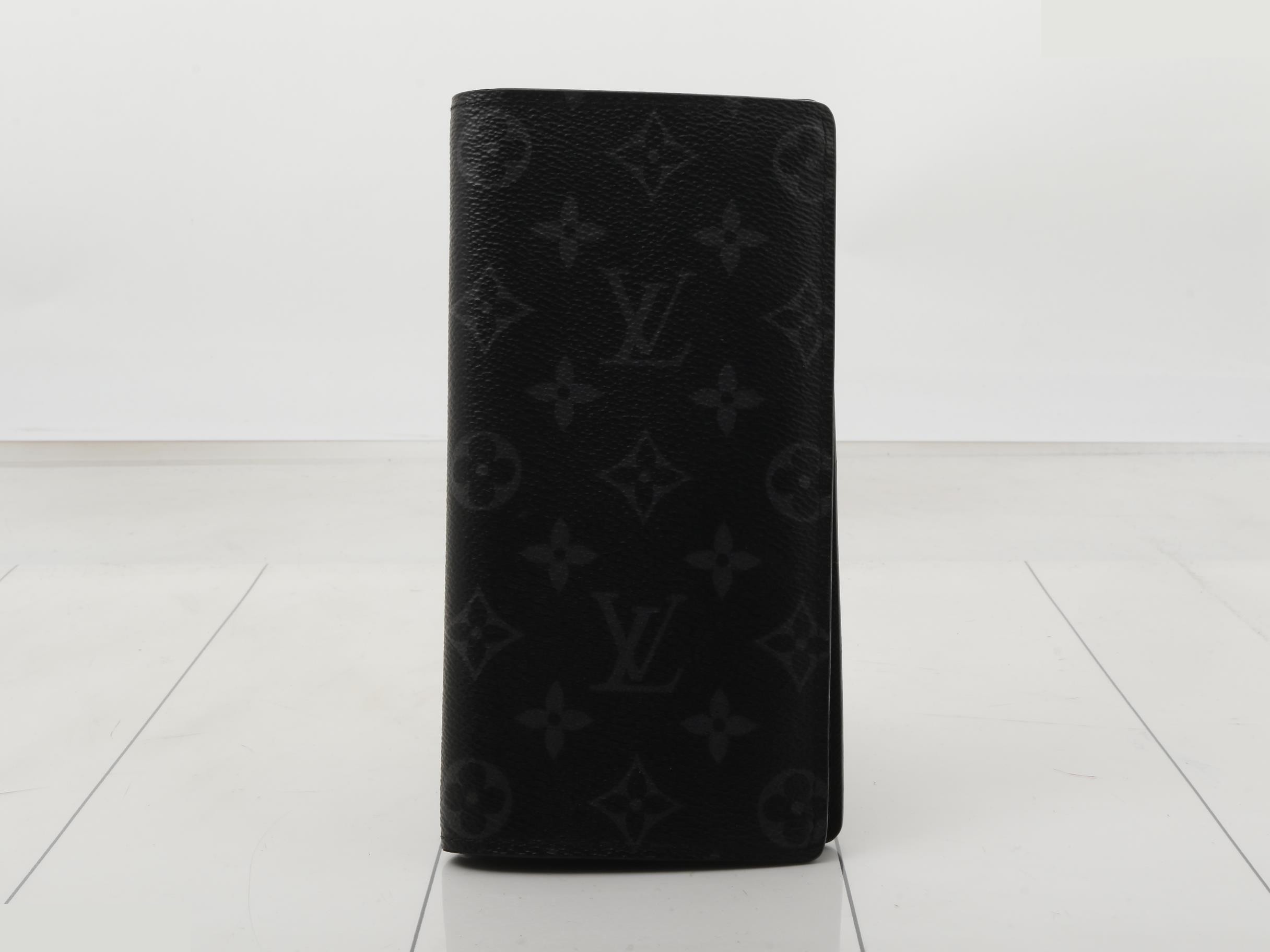LV Monogram Eclipse Portefeuille Brazza M61697