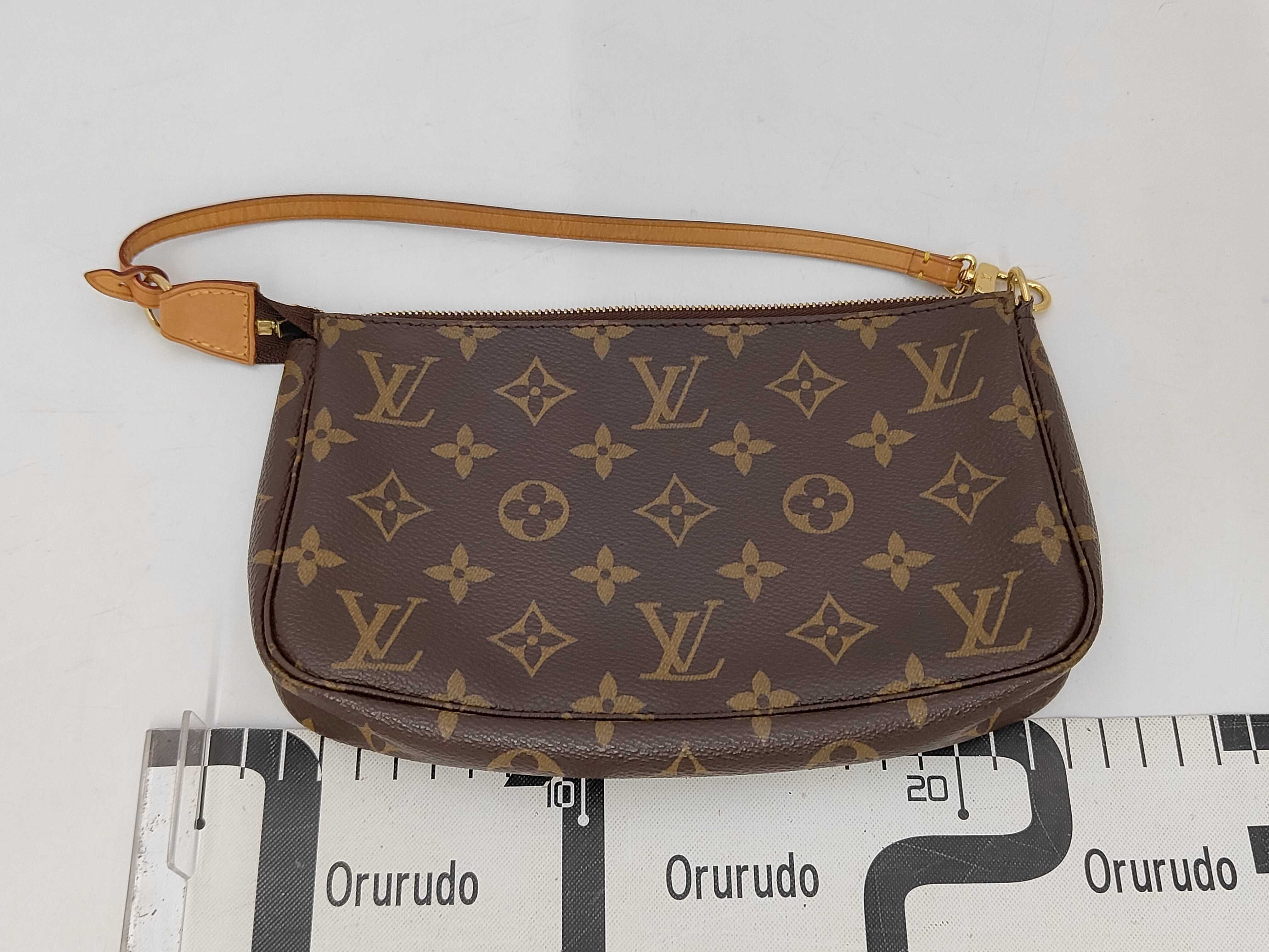 Monogram Louis Vuitton Monogram Pochette Accessoires M51980 AR5029 Handbag — view 2
