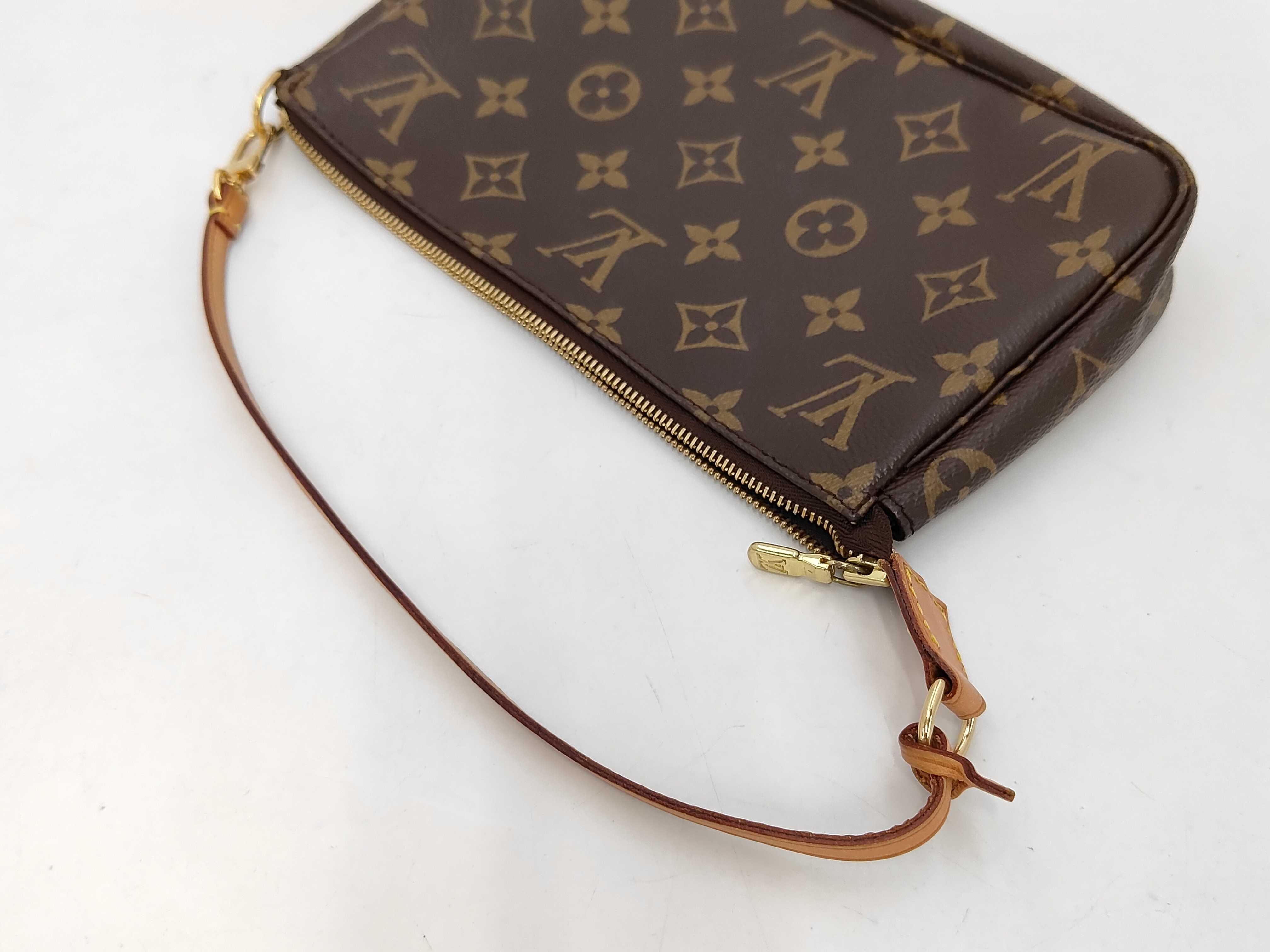 Monogram Louis Vuitton Monogram Pochette Accessoires M51980 AR5029 Handbag — view 5