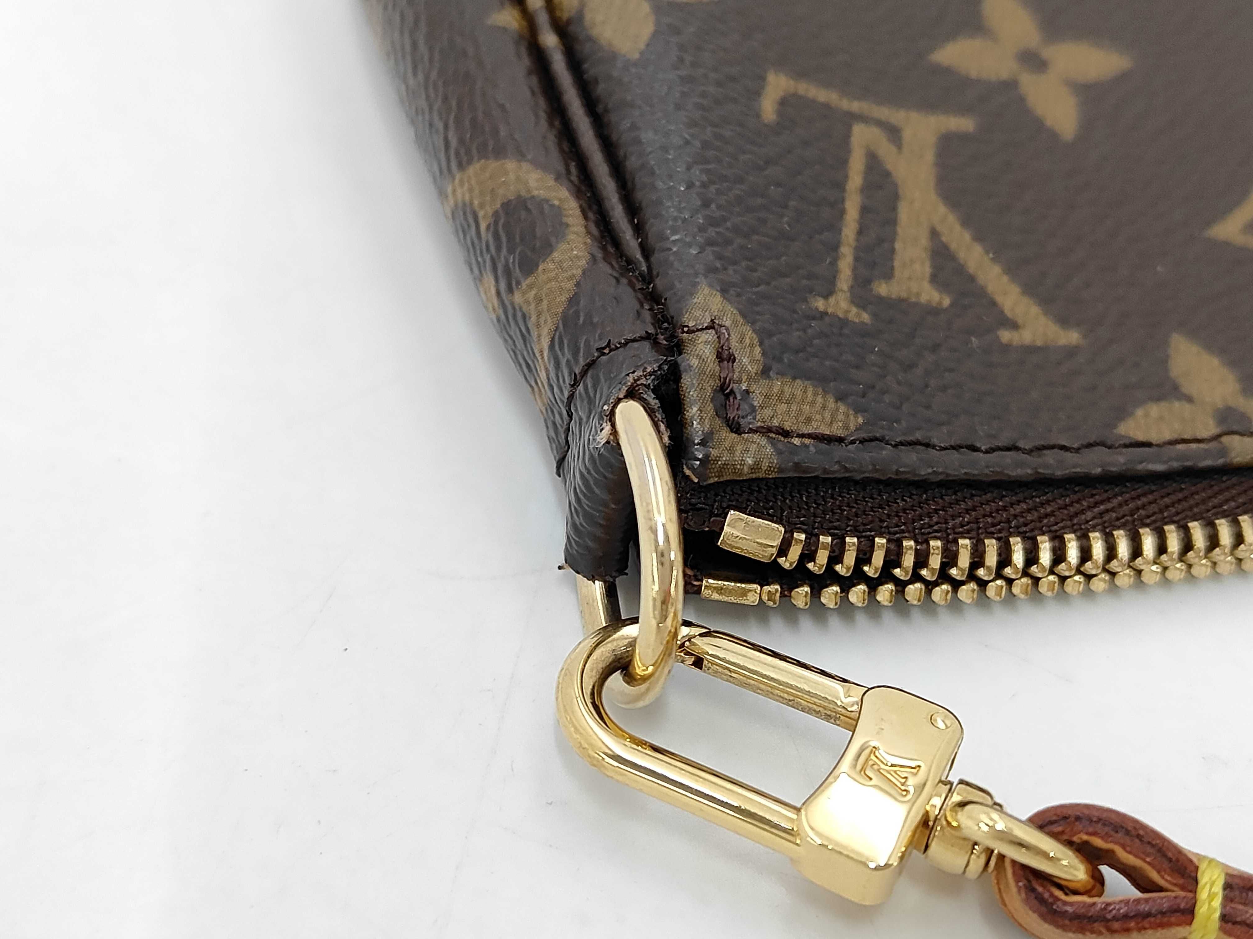 Monogram Louis Vuitton Monogram Pochette Accessoires M51980 AR5029 Handbag — view 7