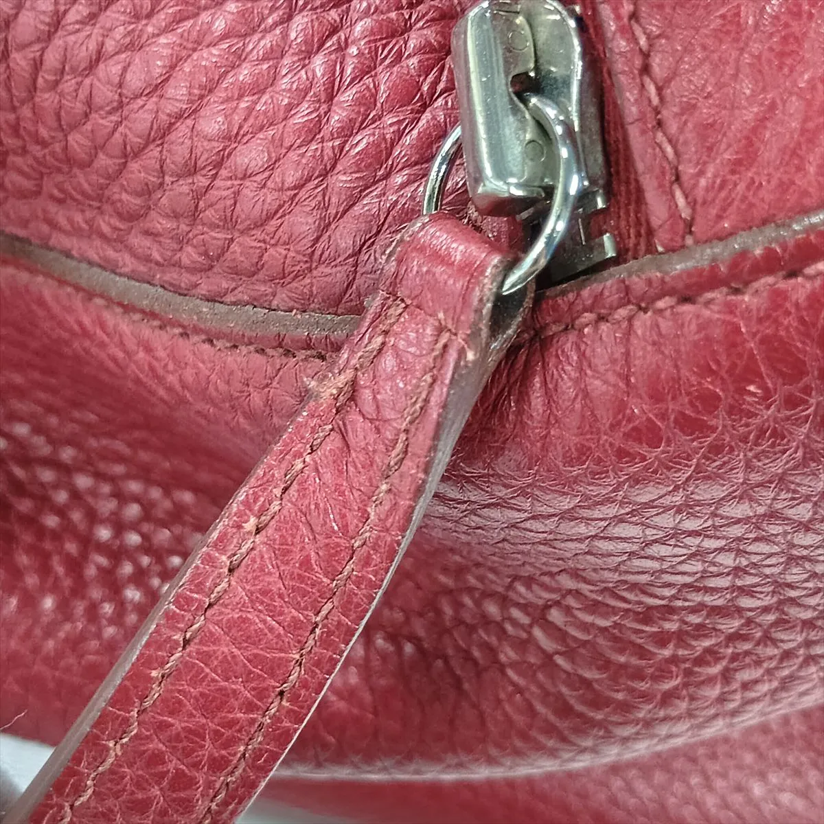 Lindy 34, Taurillon Clemence leather, Rouge Garance, silver hardware. P: 2012 — view 13