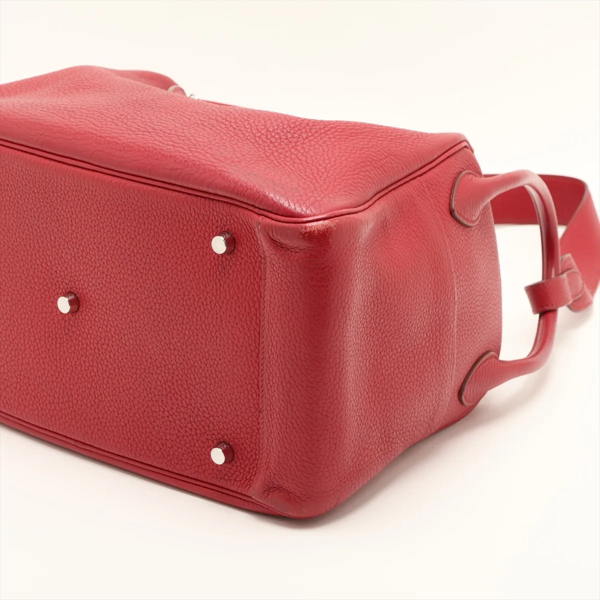 Lindy 34, Taurillon Clemence leather, Rouge Garance, silver hardware. P: 2012 — view 3