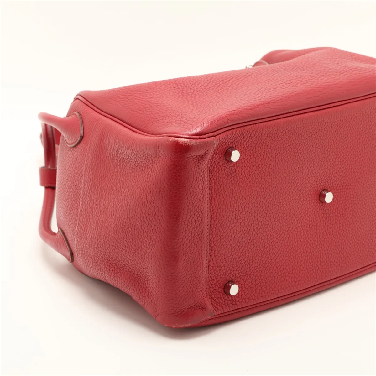 Lindy 34, Taurillon Clemence leather, Rouge Garance, silver hardware. P: 2012 — view 4