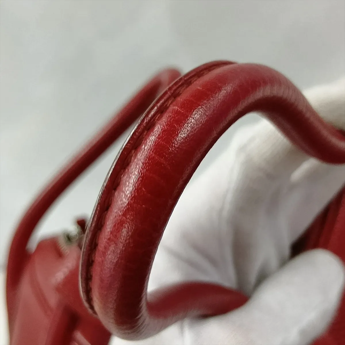 Lindy 34, Taurillon Clemence leather, Rouge Garance, silver hardware. P: 2012 — view 10